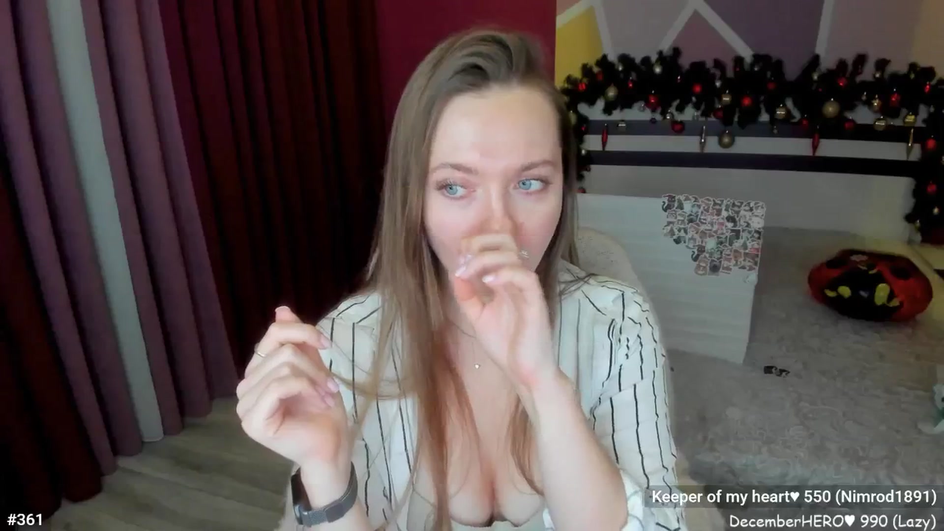 Gallery image thumbnail from LizaGhost's myfreecams stream on, 12/03/2025, 17:54 image 20 of 20