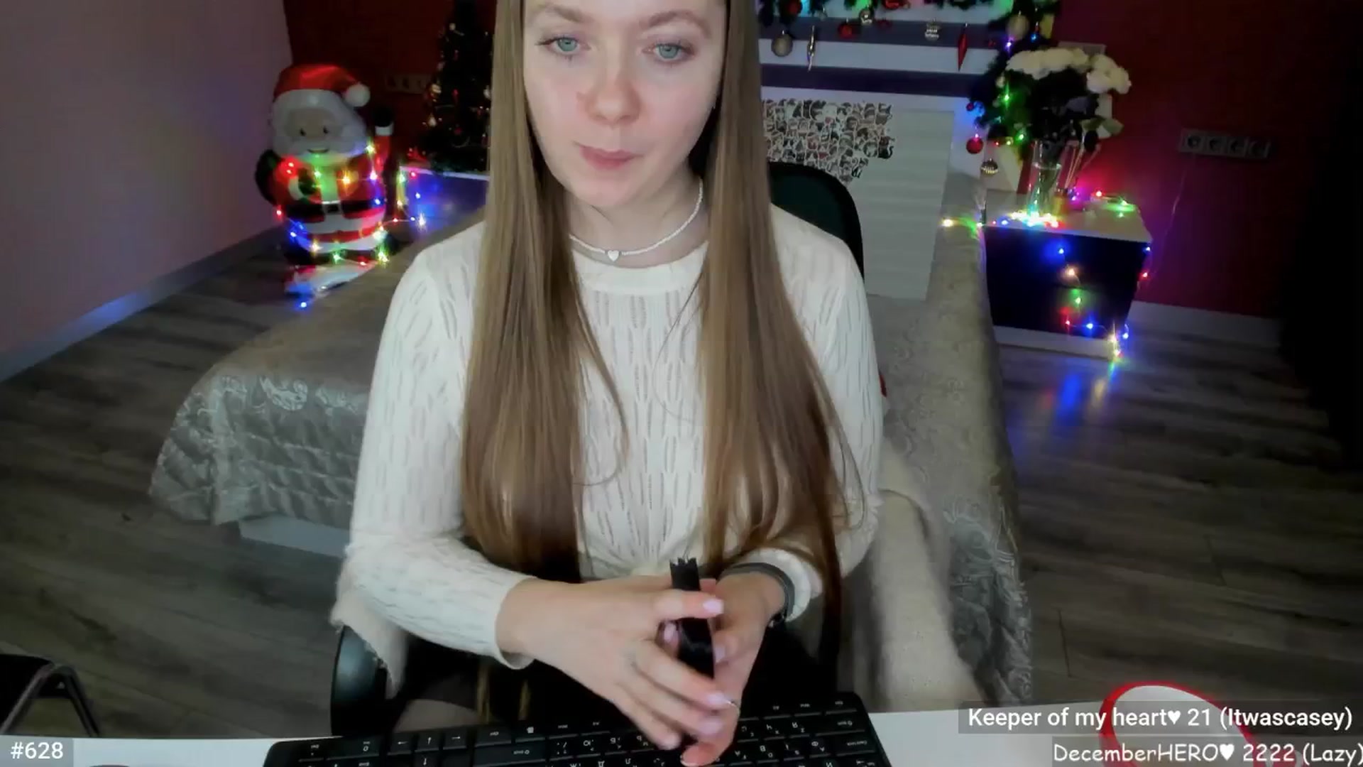 Gallery image thumbnail from LizaGhost's myfreecams stream on, 12/14/2025, 16:25 image 9 of 20