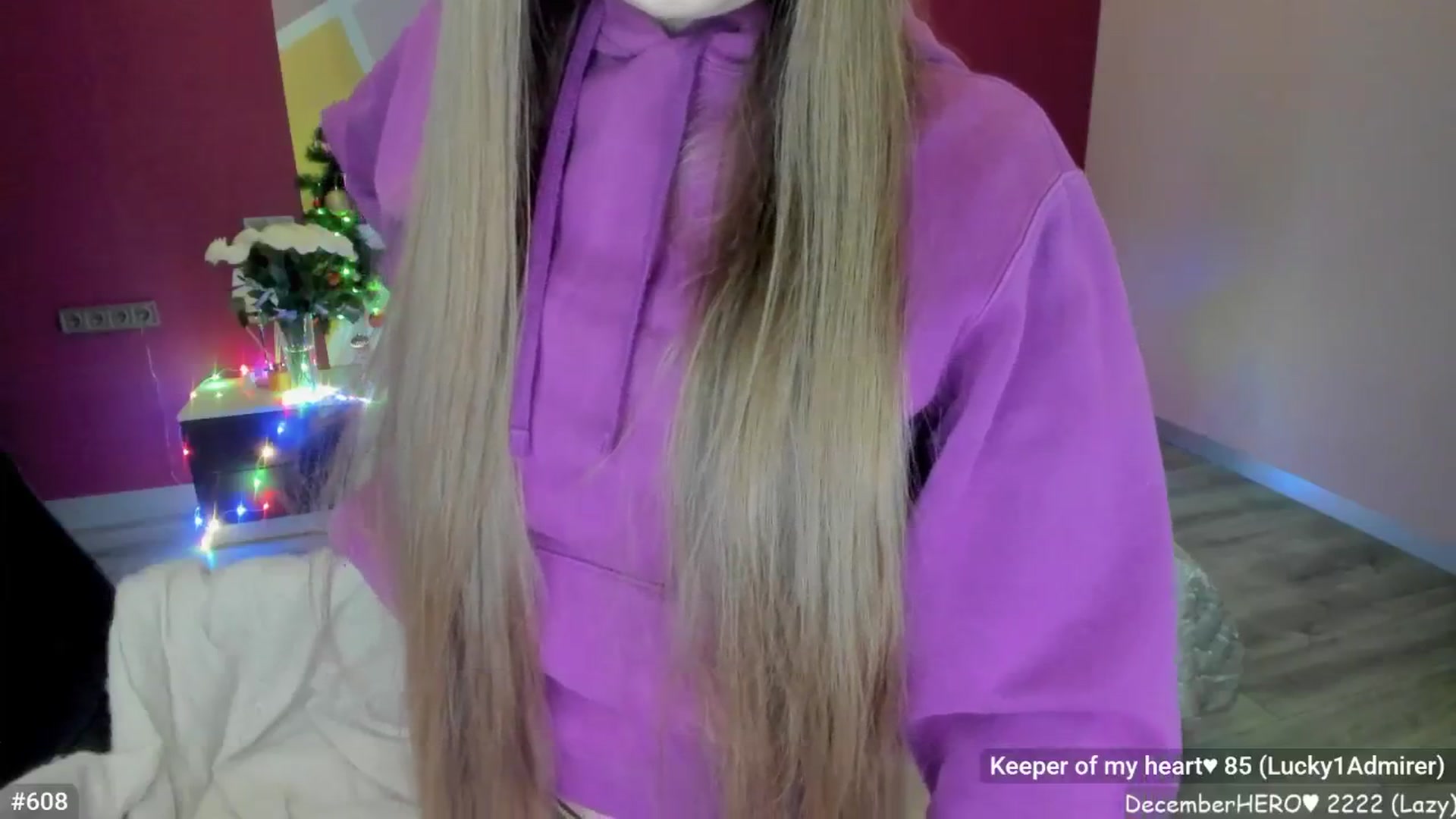 Gallery image thumbnail from LizaGhost's myfreecams stream on, 12/15/2025, 14:20 image 15 of 20