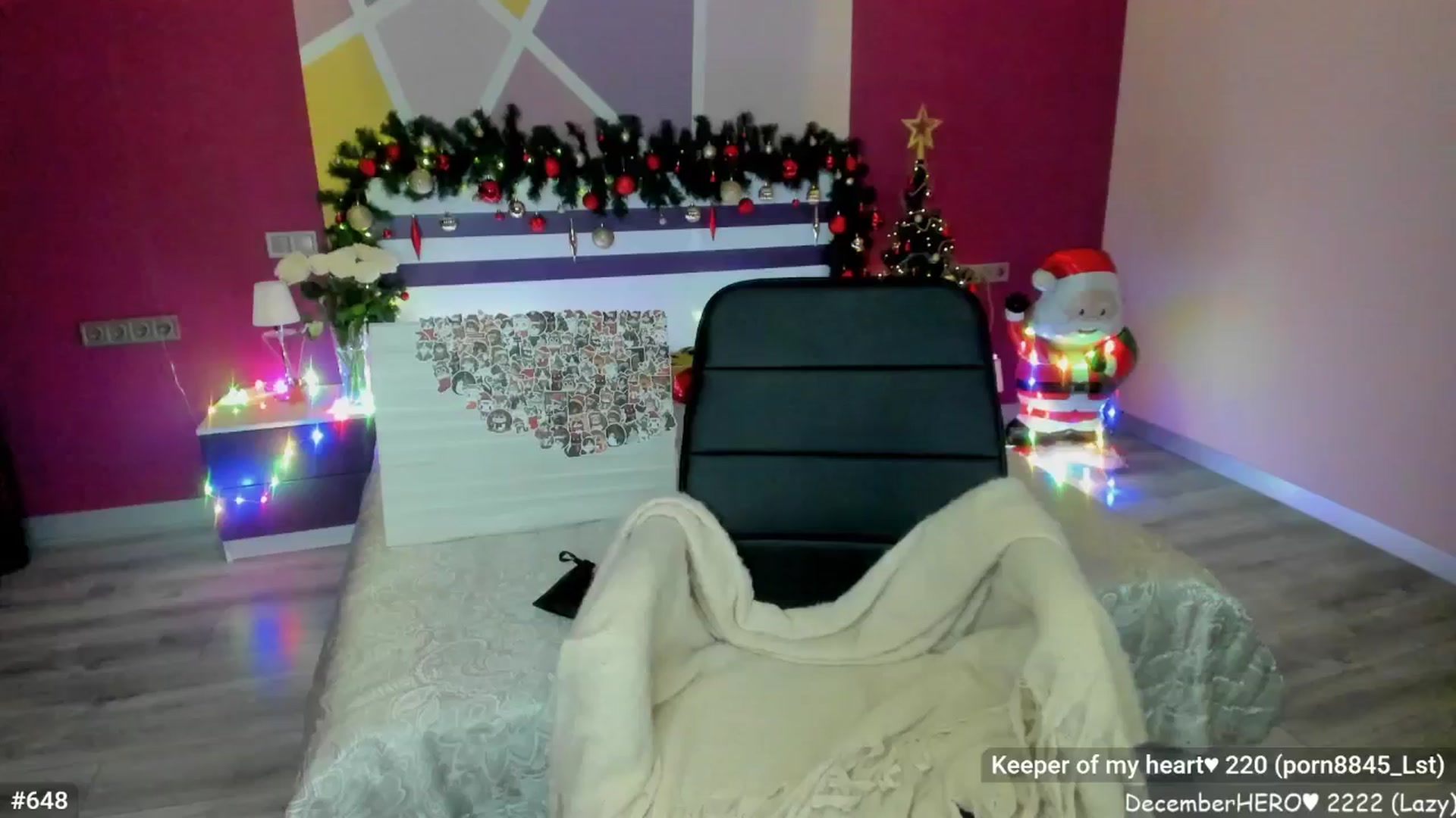 Gallery image thumbnail from LizaGhost's myfreecams stream on, 12/16/2025, 18:01 image 5 of 20