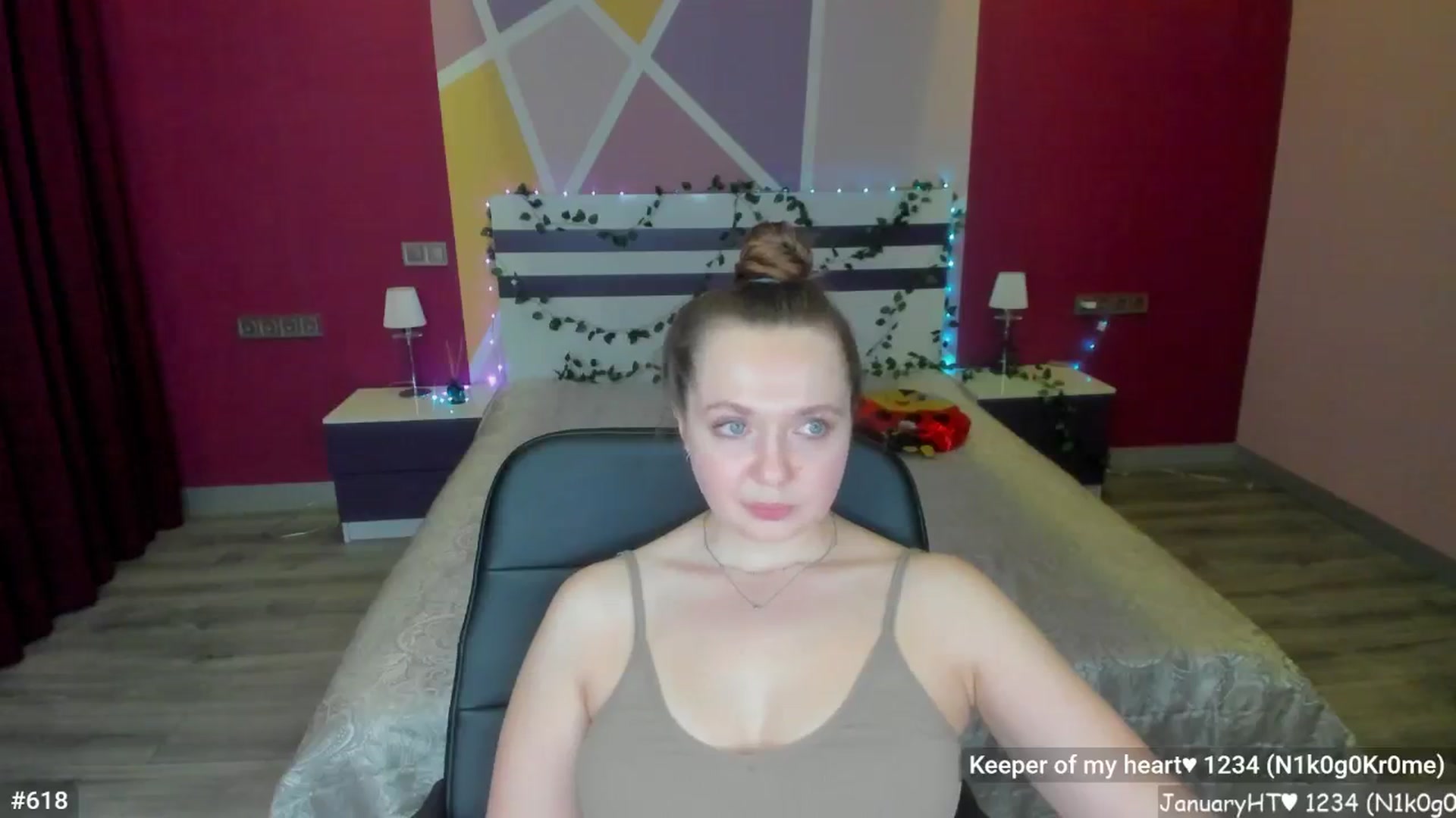 Gallery image thumbnail from LizaGhost's myfreecams stream on, 01/11/2026, 18:05 image 14 of 20