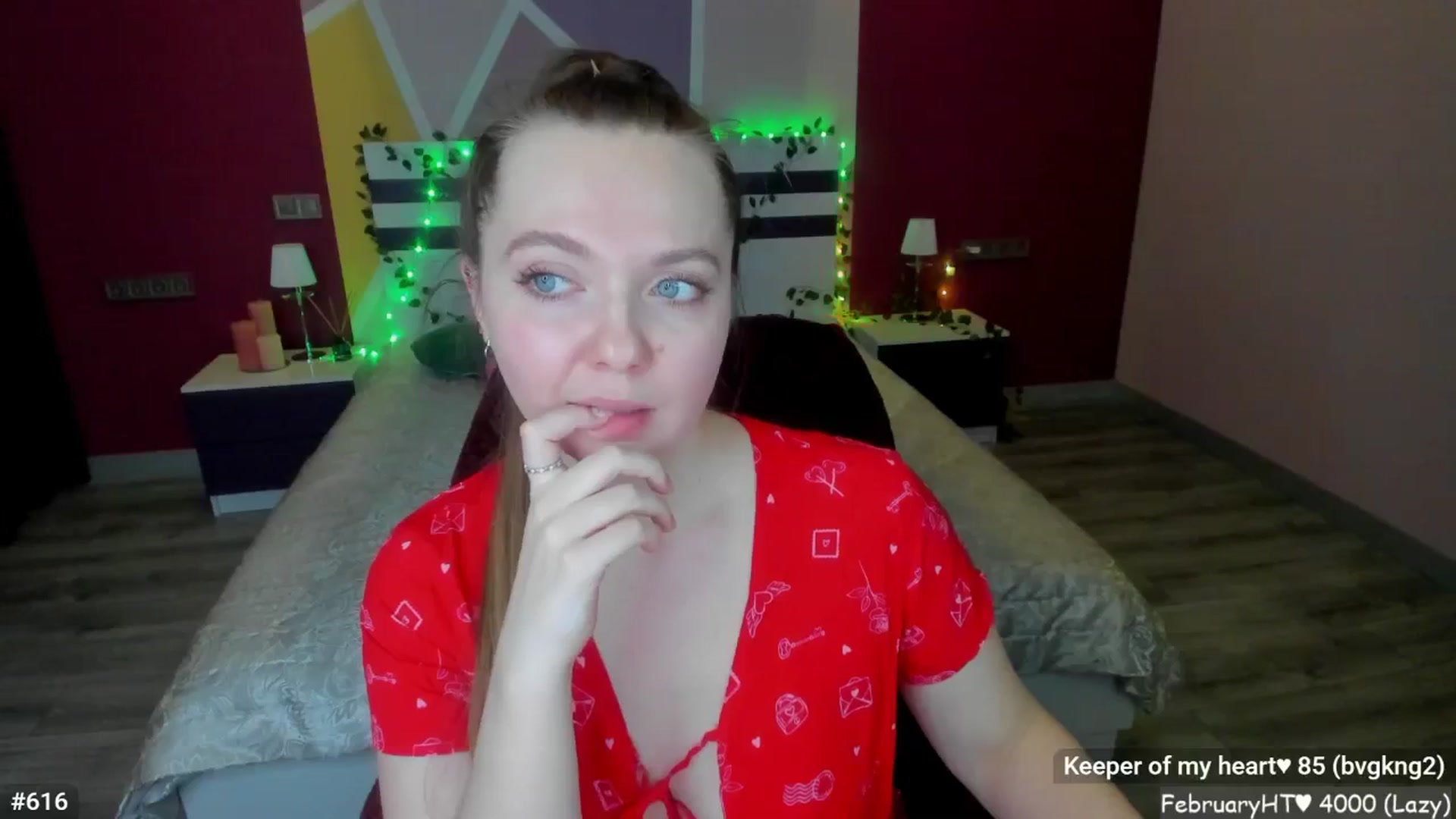 Gallery image thumbnail from LizaGhost's myfreecams stream on, 02/17/2026, 15:26 image 8 of 20