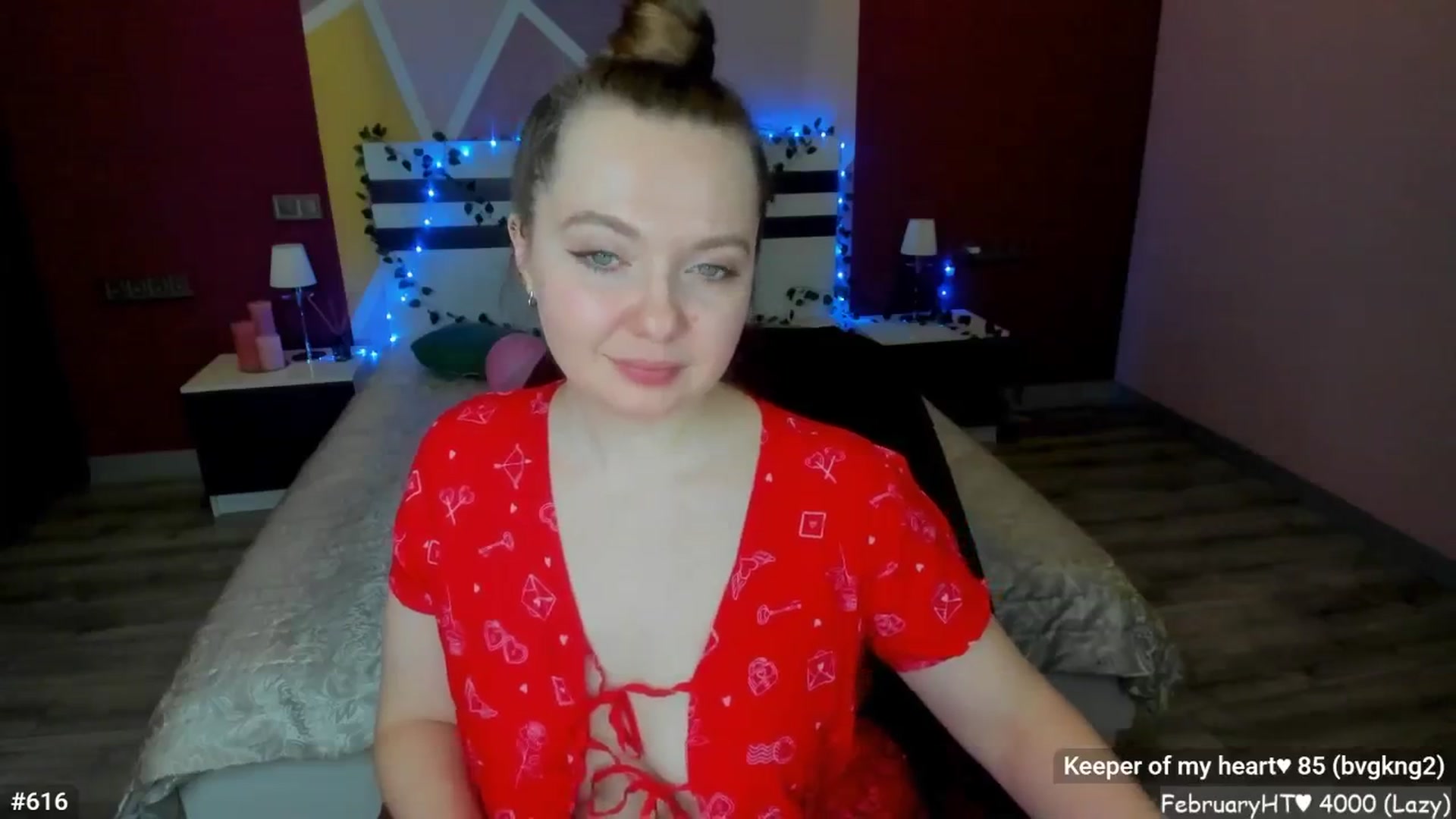 Gallery image thumbnail from LizaGhost's myfreecams stream on, 02/17/2026, 15:59 image 4 of 20