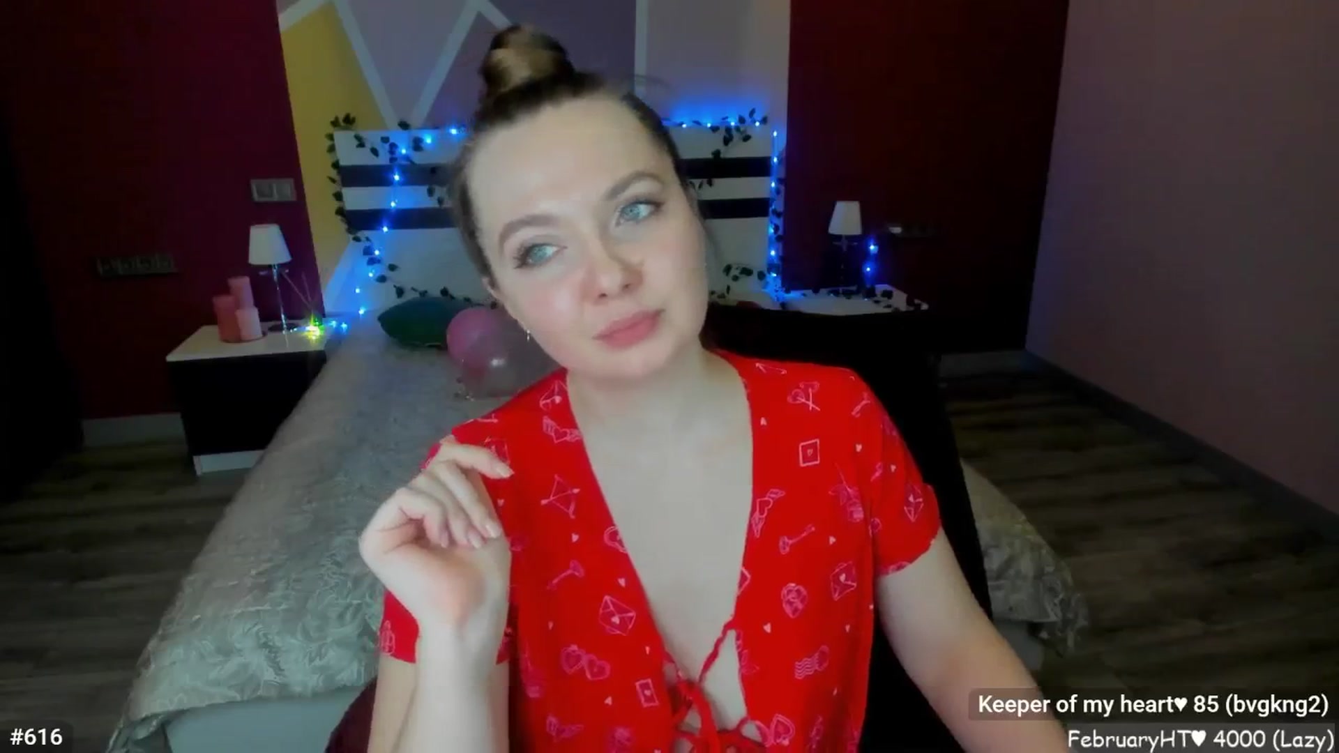 Gallery image thumbnail from LizaGhost's myfreecams stream on, 02/17/2026, 15:59 image 10 of 20