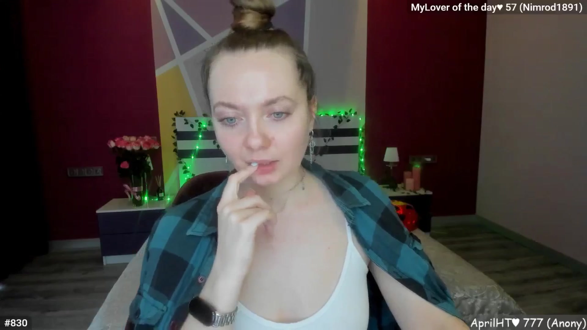 Gallery image thumbnail from LizaGhost's myfreecams stream on, 04/07/2026, 14:26 image 10 of 20