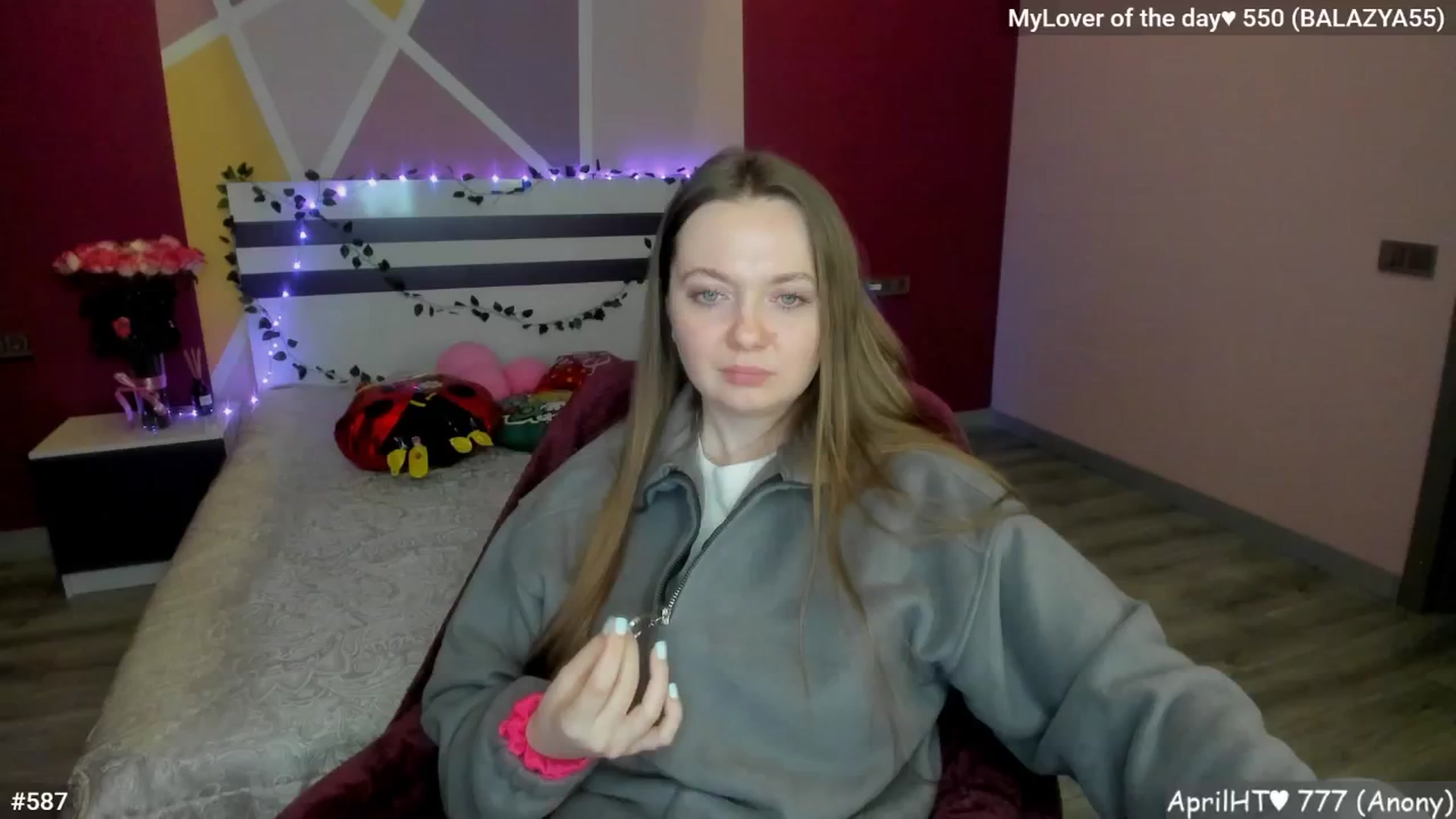 Gallery image thumbnail from LizaGhost's myfreecams stream on, 04/08/2026, 16:59 image 13 of 20