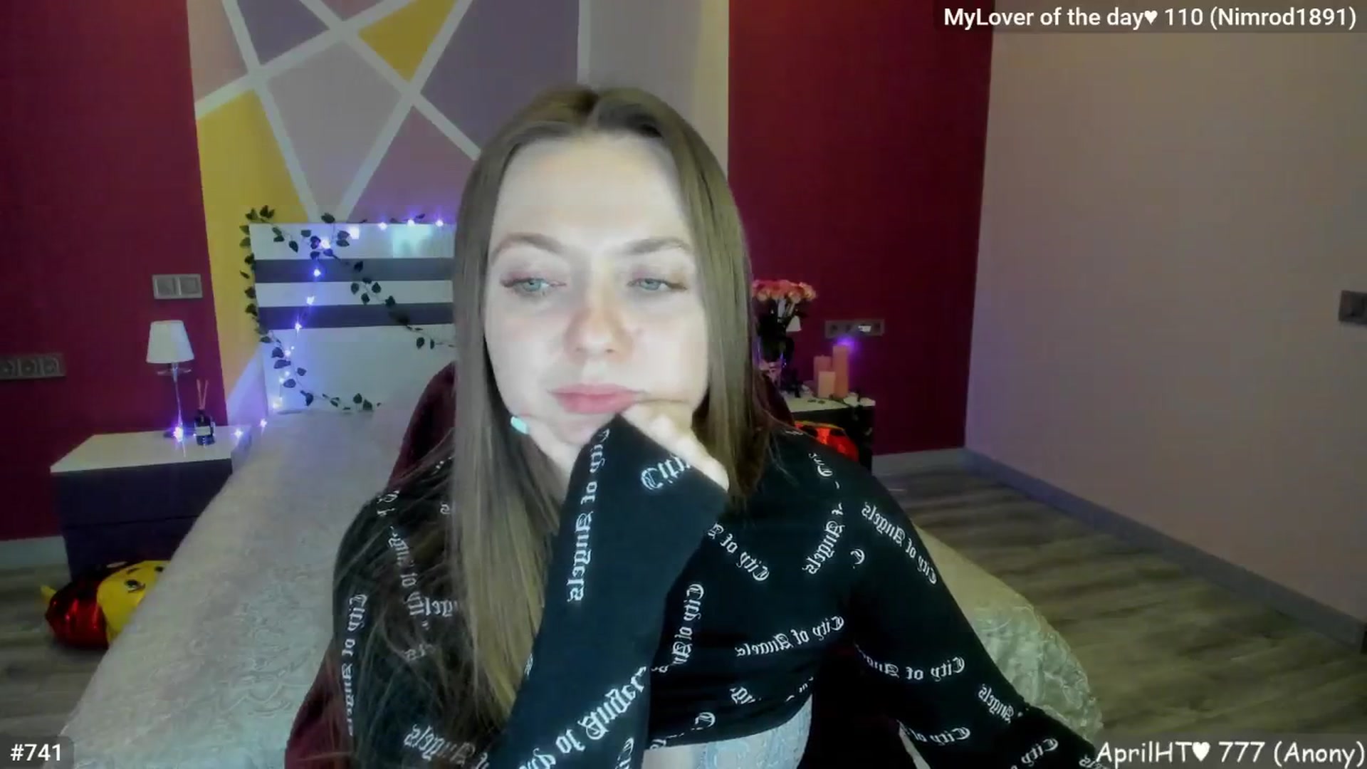 Gallery image thumbnail from LizaGhost's myfreecams stream on, 04/10/2026, 16:56 image 9 of 20