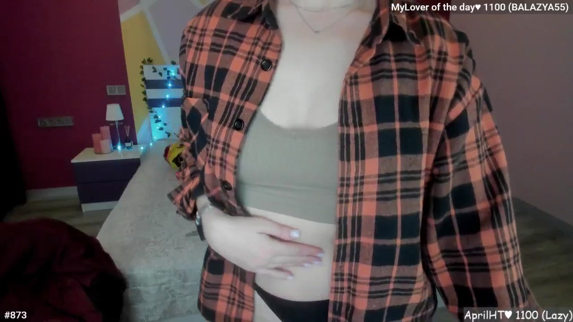 Gallery image thumbnail from LizaGhost's myfreecams stream on, 04/17/2026, 16:40 image 14 of 20