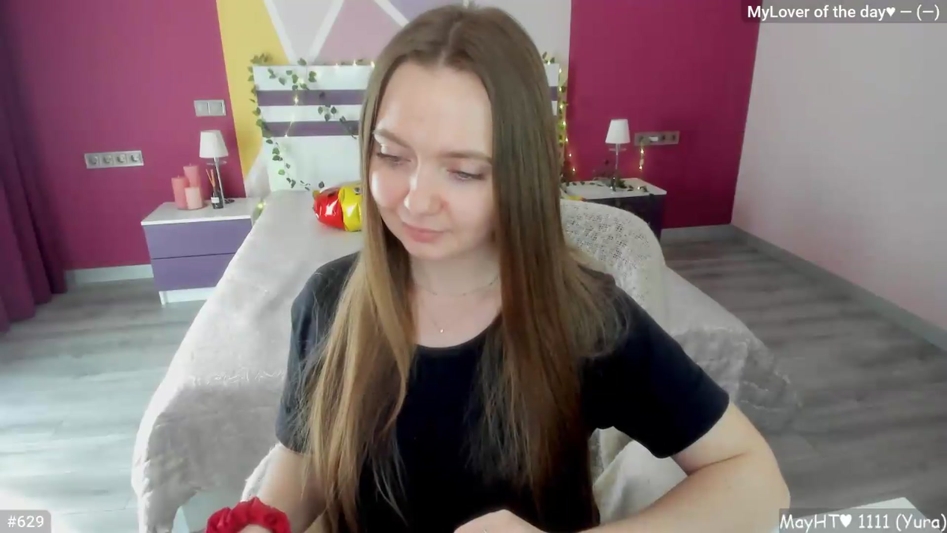 Gallery image thumbnail from LizaGhost's myfreecams stream on, 05/09/2026, 12:44 image 6 of 20