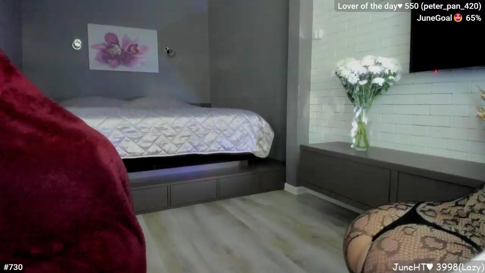 Gallery image thumbnail from LizaGhost's myfreecams stream on, 06/26/2026, 17:01 image 10 of 20