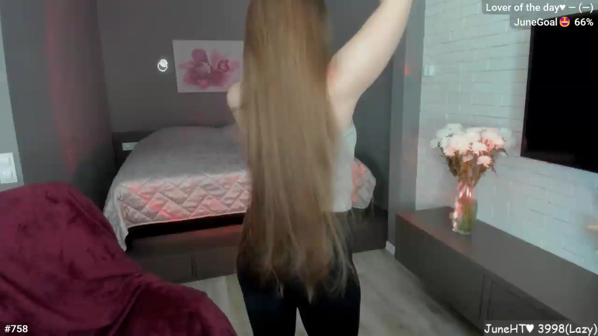 Gallery image thumbnail from LizaGhost's myfreecams stream on, 06/27/2026, 14:52 image 2 of 20
