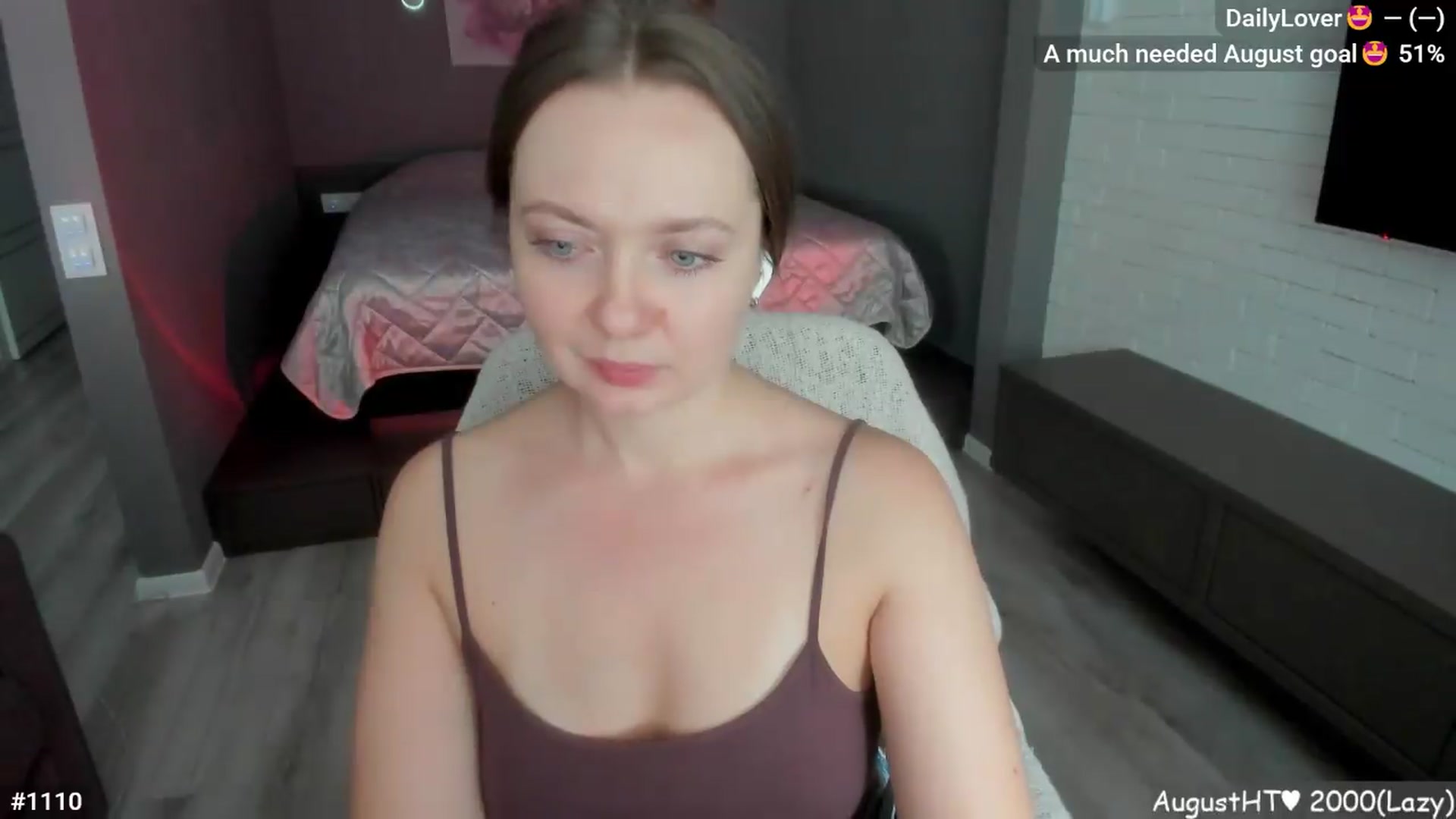 Gallery image thumbnail from LizaGhost's myfreecams stream on, 08/26/2026, 18:05 image 15 of 20