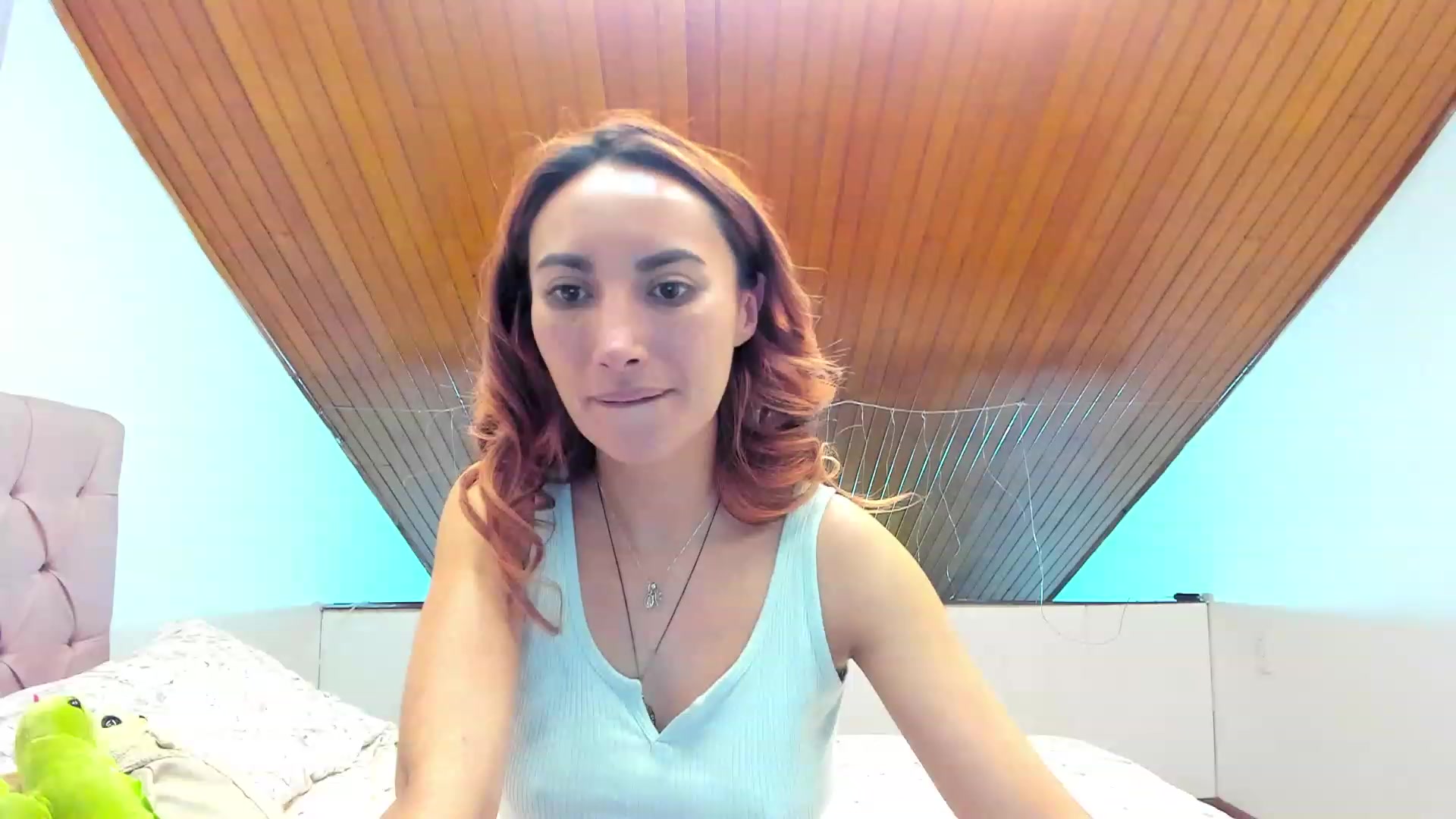 Gallery image thumbnail from LizzEser's myfreecams stream on, 11/17/2022, 03:47 image 12 of 20