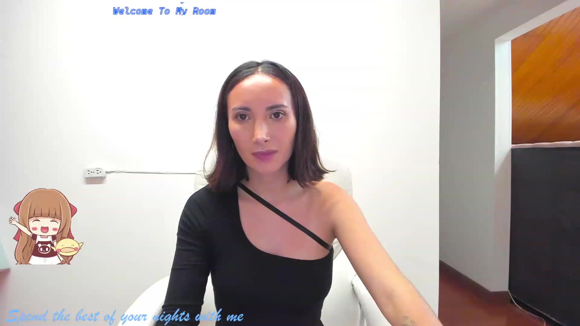 Gallery image thumbnail from LizzEser's myfreecams stream on, 05/06/2023, 01:01 image 11 of 20
