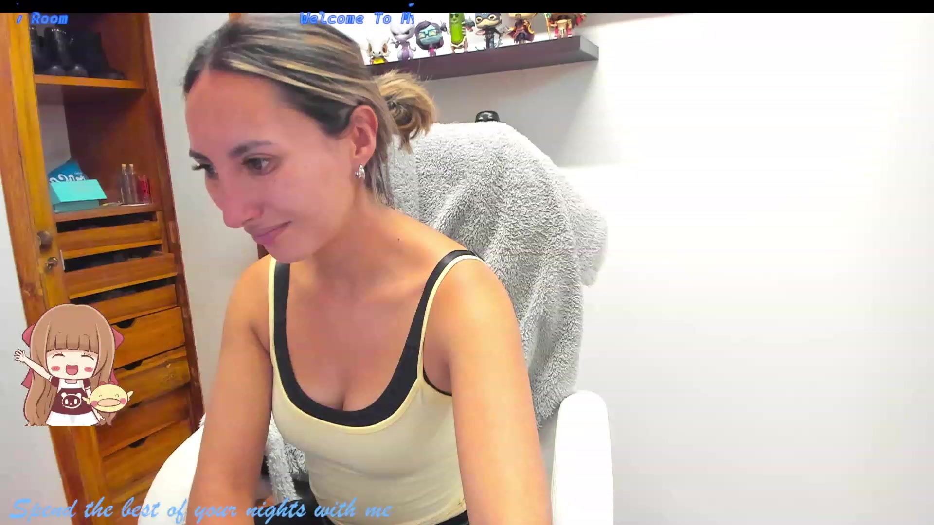 Gallery image thumbnail from LizzEser's myfreecams stream on, 08/29/2023, 03:08 image 7 of 20