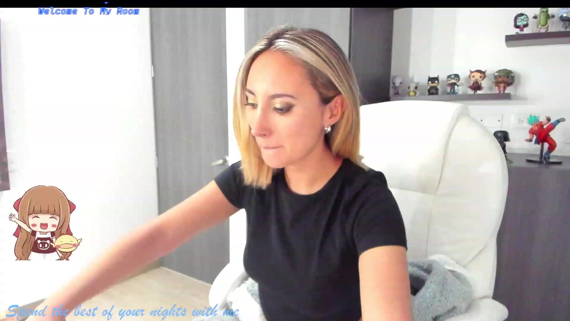 Gallery image thumbnail from LizzEser's myfreecams stream on, 12/16/2023, 24:27 image 19 of 20