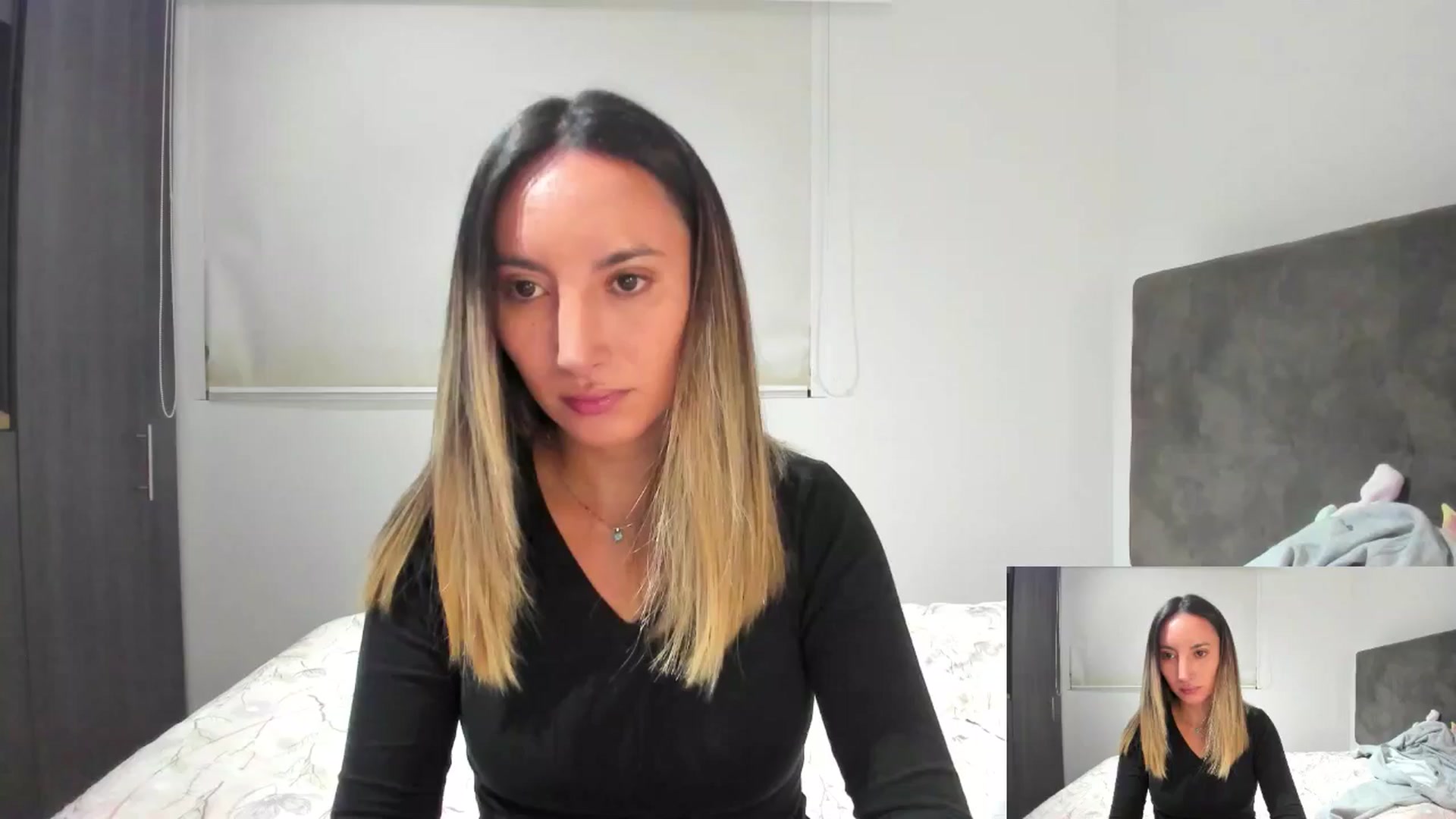 Gallery image thumbnail from LizzEser's myfreecams stream on, 08/28/2024, 02:25 image 19 of 20