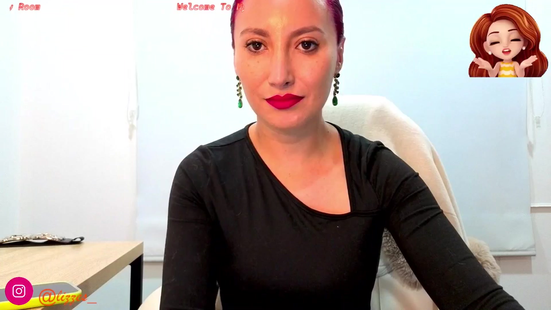 Gallery image thumbnail from LizzEser's myfreecams stream on, 08/27/2025, 01:32 image 9 of 20