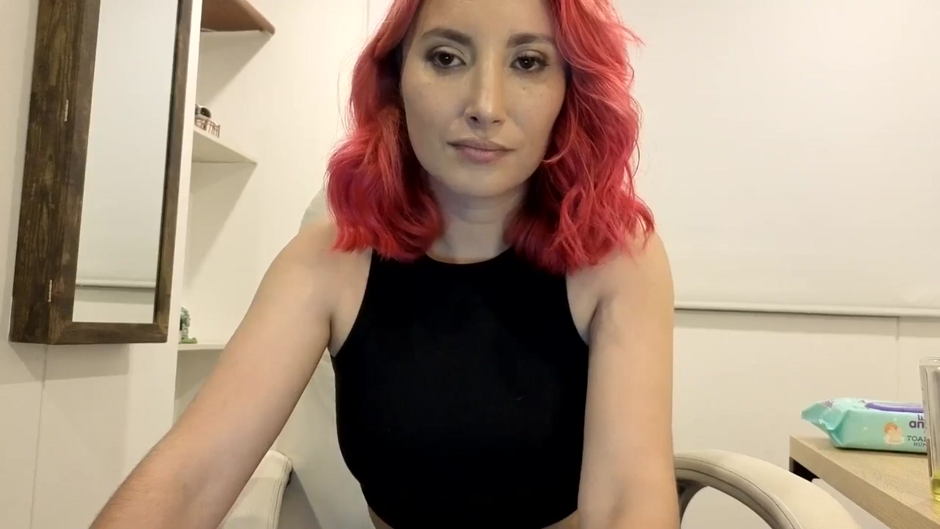 Gallery image thumbnail from LizzEser's myfreecams stream on, 11/19/2025, 04:02 image 11 of 20