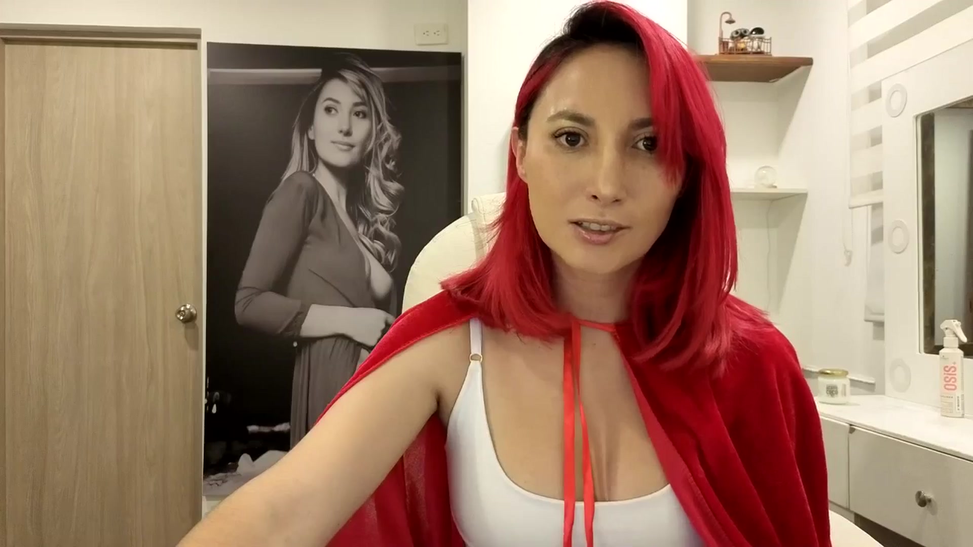 Gallery image thumbnail from LizzEser's myfreecams stream on, 12/24/2025, 04:35 image 16 of 20