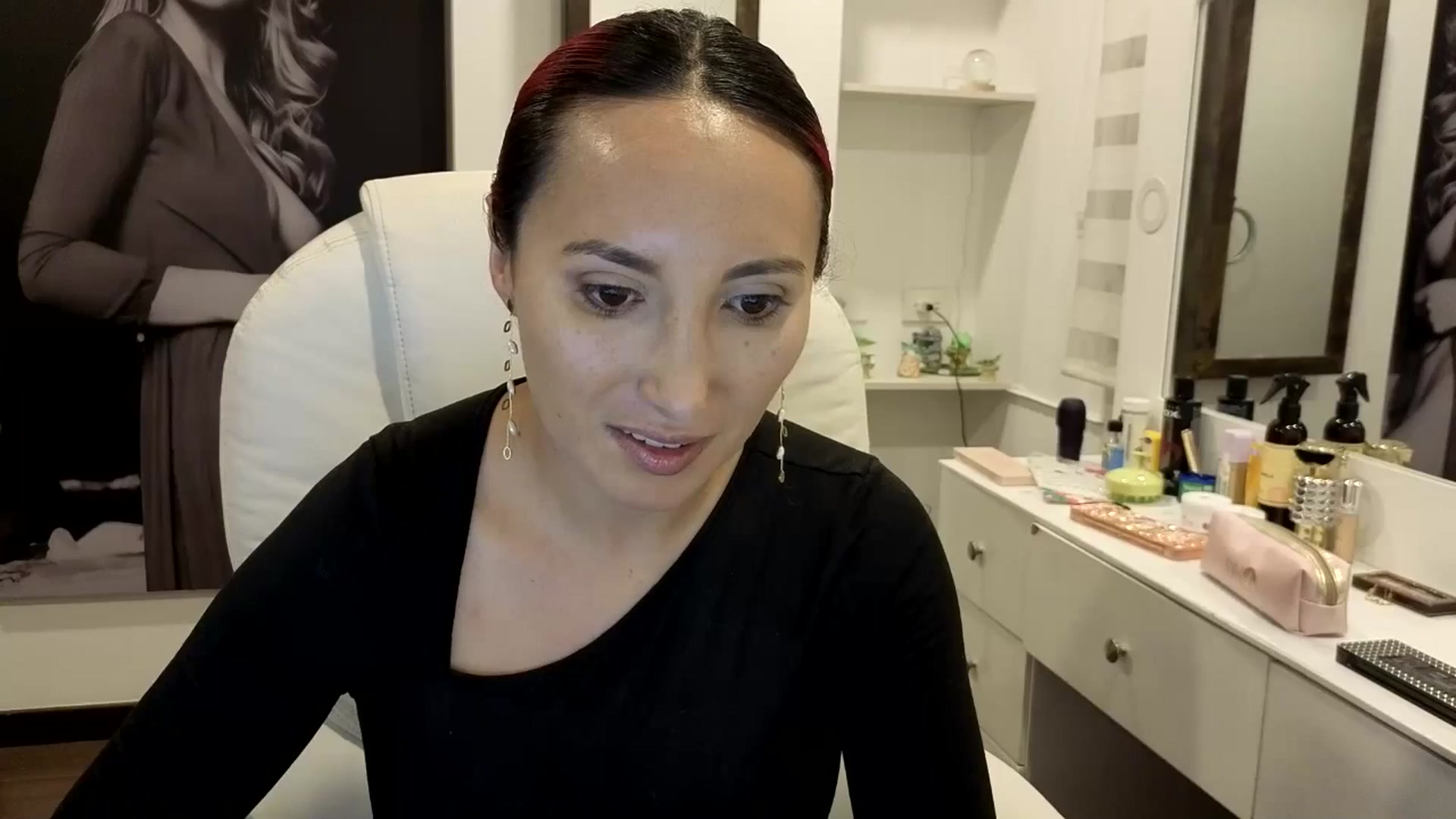 Gallery image thumbnail from LizzEser's myfreecams stream on, 01/11/2026, 03:09 image 8 of 20