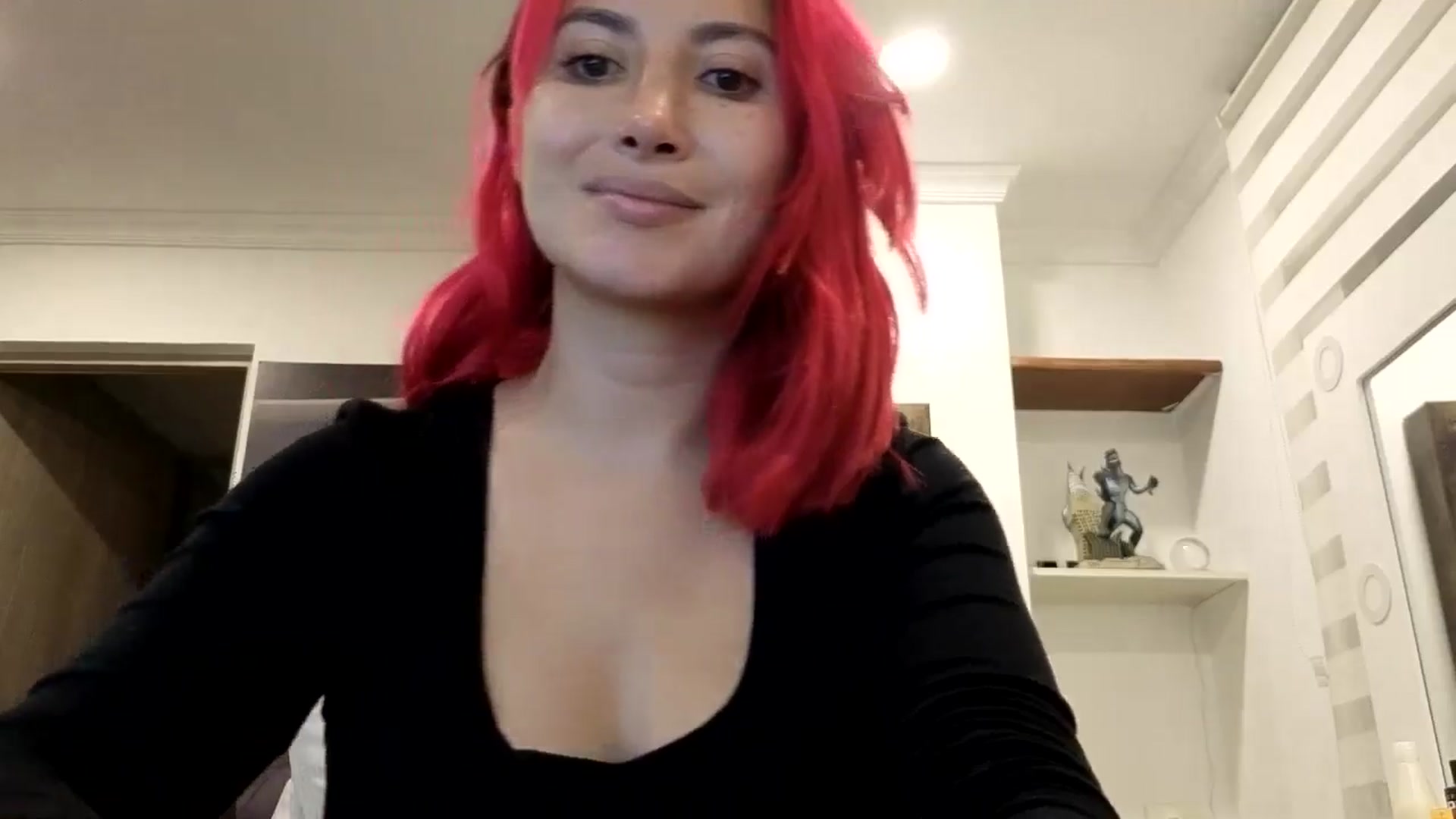 Gallery image thumbnail from LizzEser's myfreecams stream on, 01/13/2026, 03:43 image 19 of 20
