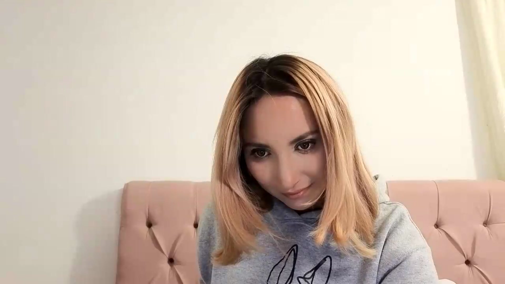Gallery image thumbnail from LizzEser's myfreecams stream on, 08/11/2026, 02:04 image 2 of 20