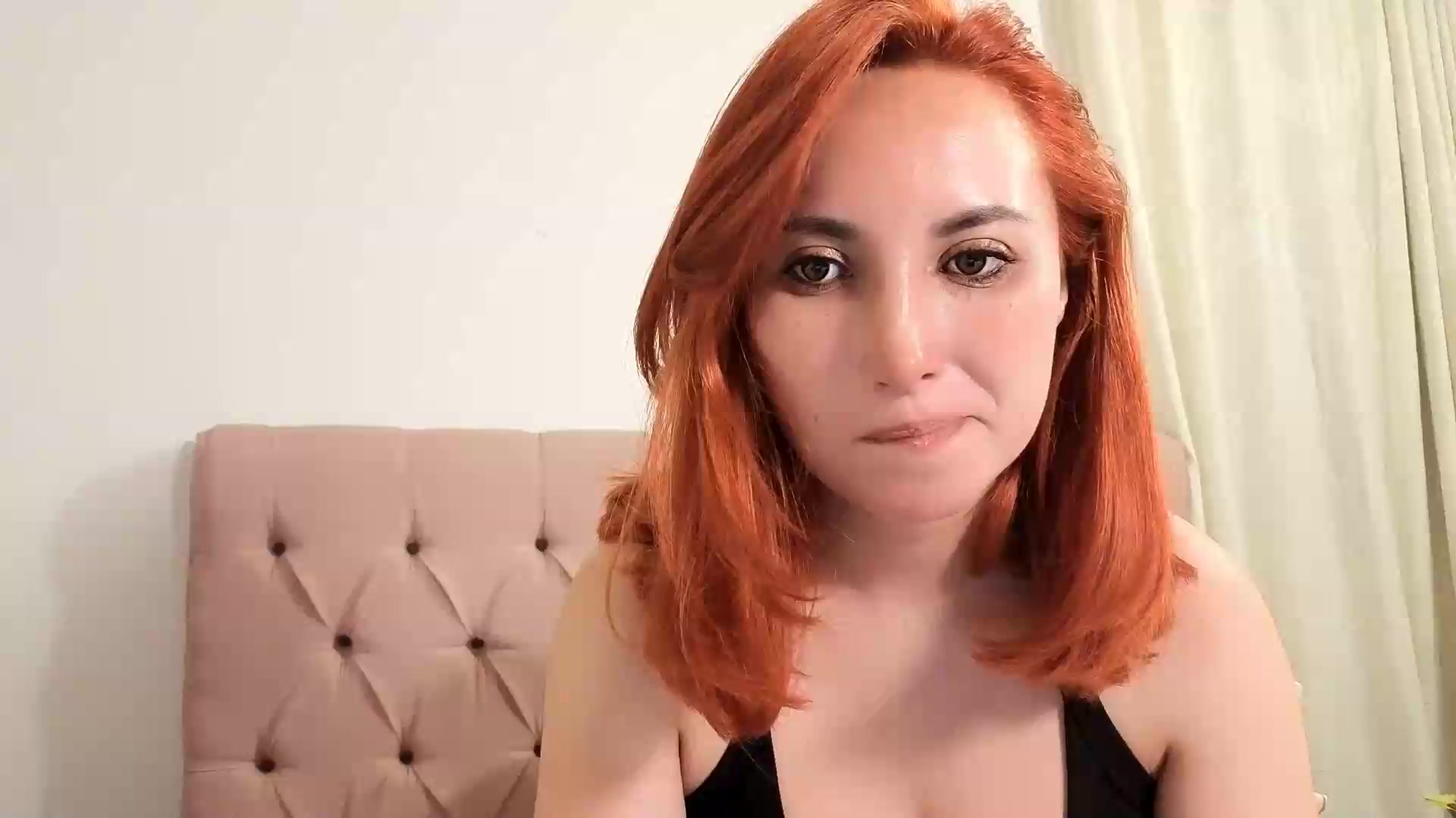 Gallery image thumbnail from LizzEser's myfreecams stream on, 08/31/2026, 03:13 image 17 of 20
