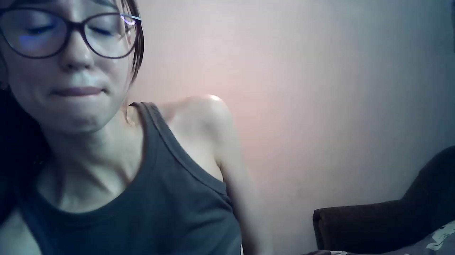 Gallery image thumbnail from LizzaW's myfreecams stream on, 11/21/2022, 19:43 image 14 of 20