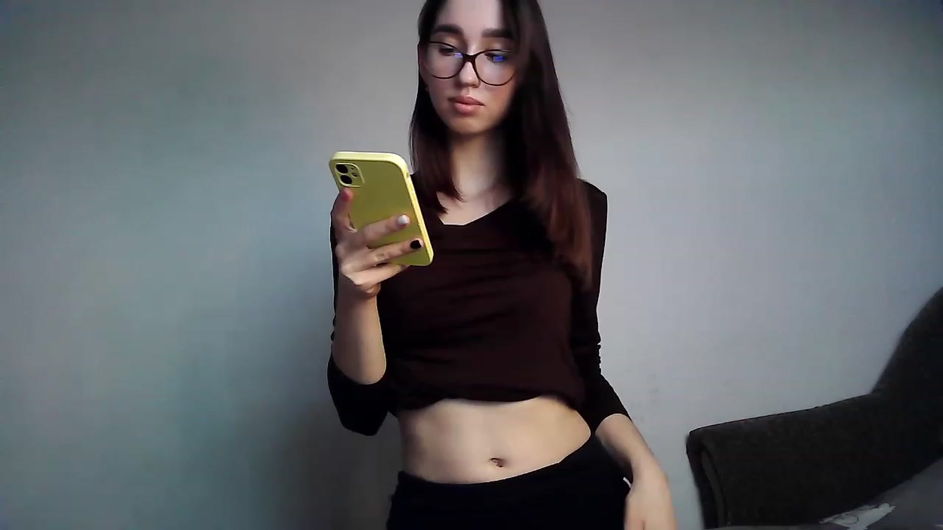 Gallery image thumbnail from LizzaW's myfreecams stream on, 12/04/2022, 14:01 image 4 of 20