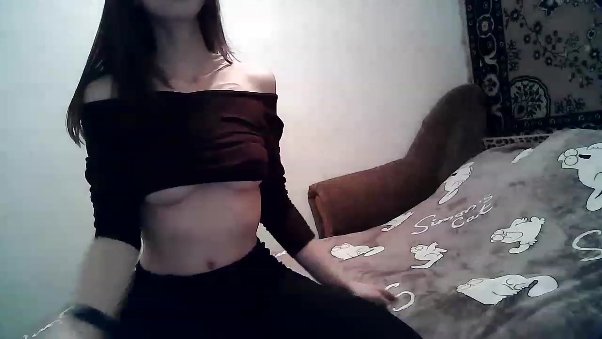 Gallery image thumbnail from LizzaW's myfreecams stream on, 12/12/2022, 19:17 image 17 of 20