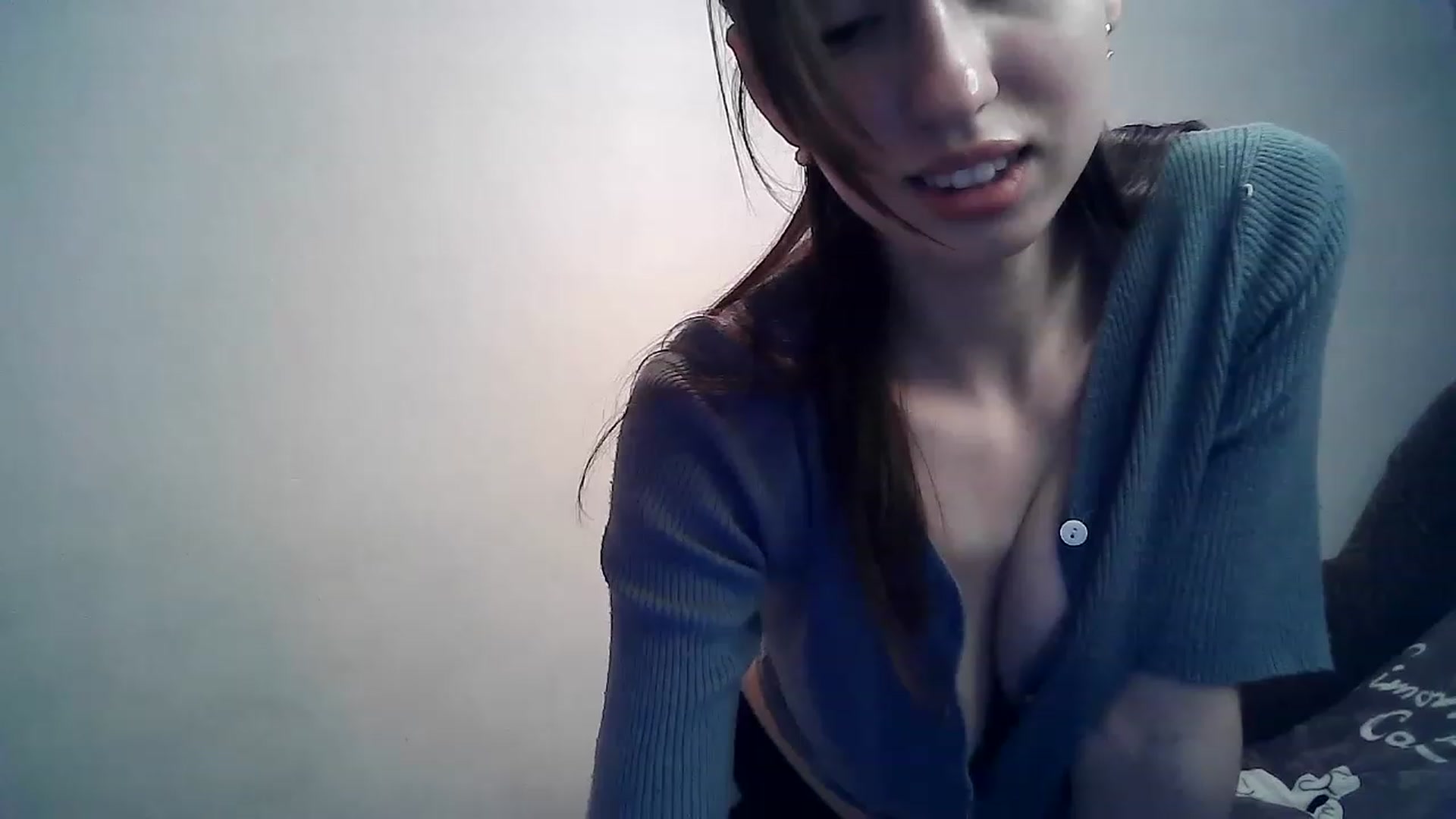 Gallery image thumbnail from LizzaW's myfreecams stream on, 12/26/2022, 15:08 image 20 of 20