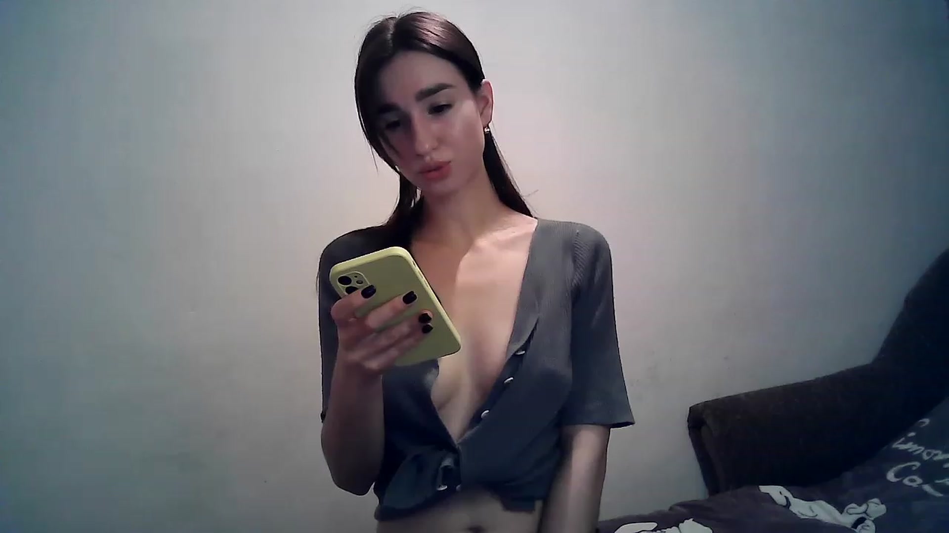 Gallery image thumbnail from LizzaW's myfreecams stream on, 12/26/2022, 15:08 image 18 of 20
