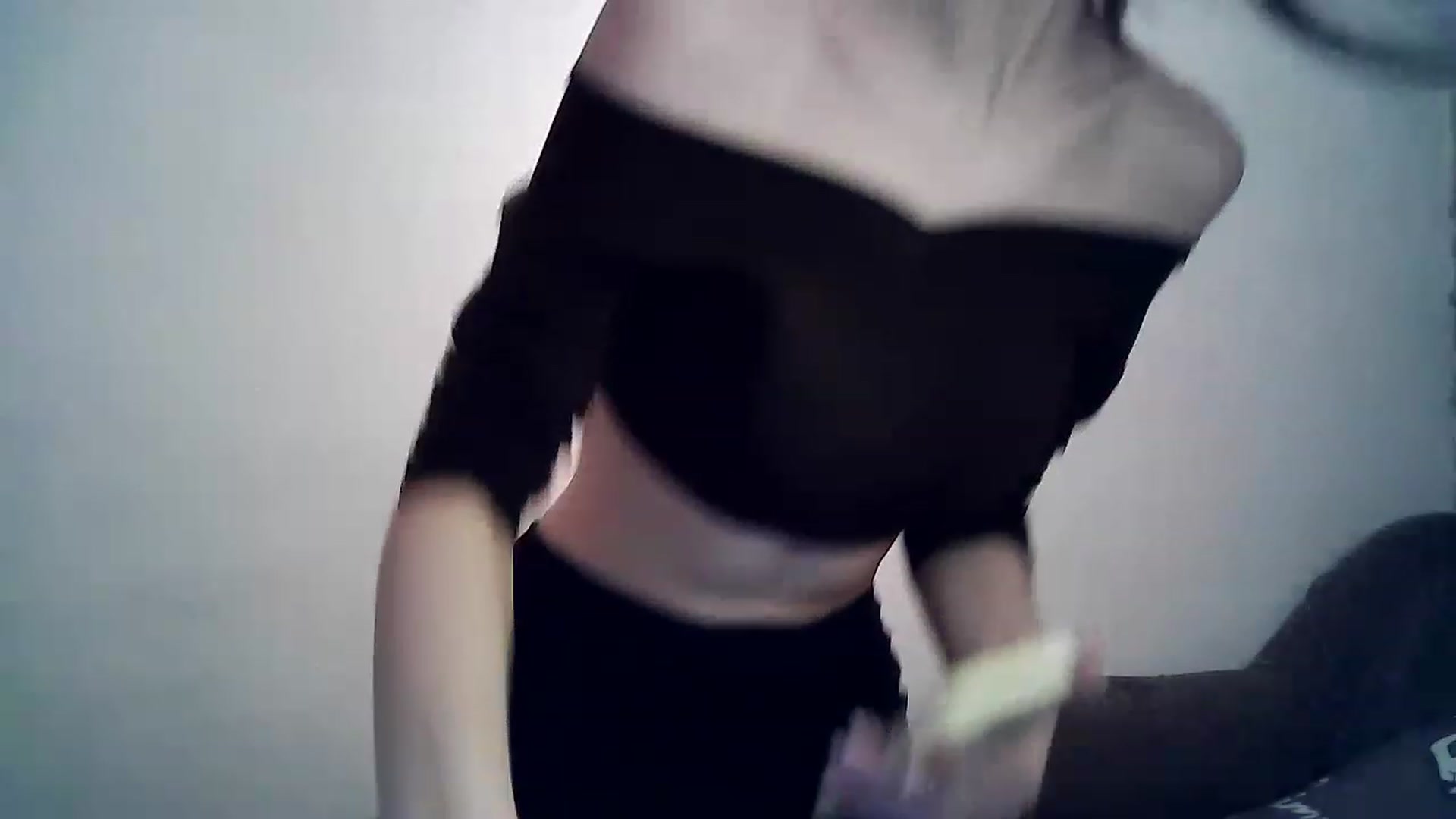 Gallery image thumbnail from LizzaW's myfreecams stream on, 01/29/2023, 16:01 image 4 of 20