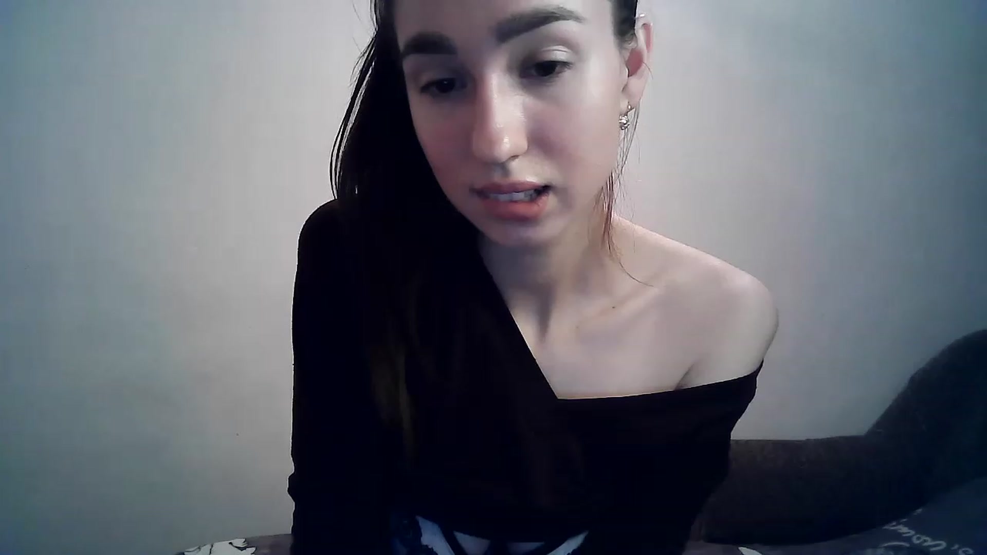 Gallery image thumbnail from LizzaW's myfreecams stream on, 01/29/2023, 16:01 image 18 of 20