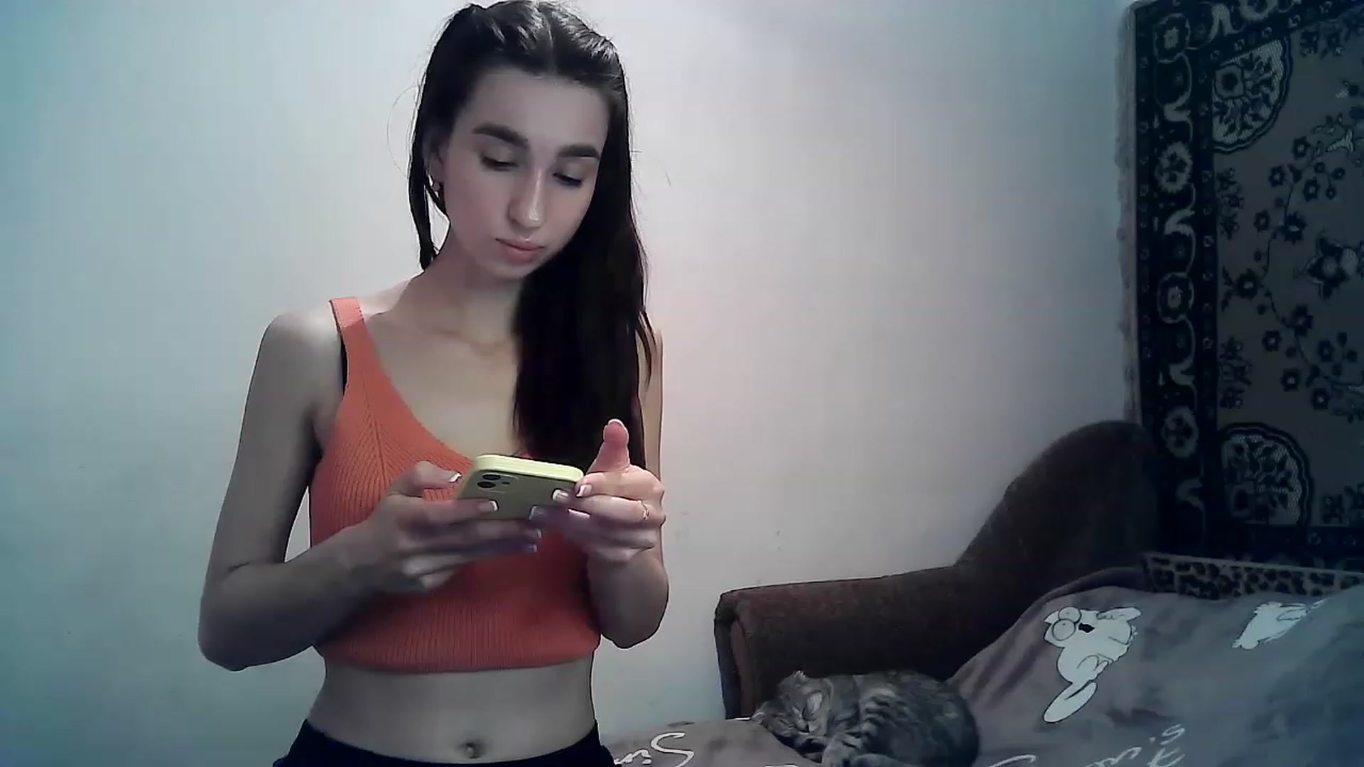 Gallery image thumbnail from LizzaW's myfreecams stream on, 02/04/2023, 19:00 image 11 of 20