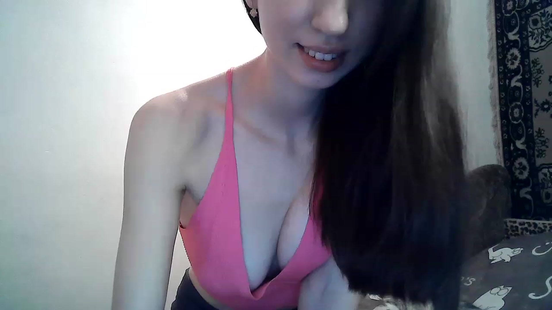 Gallery image thumbnail from LizzaW's myfreecams stream on, 03/02/2023, 18:30 image 18 of 20
