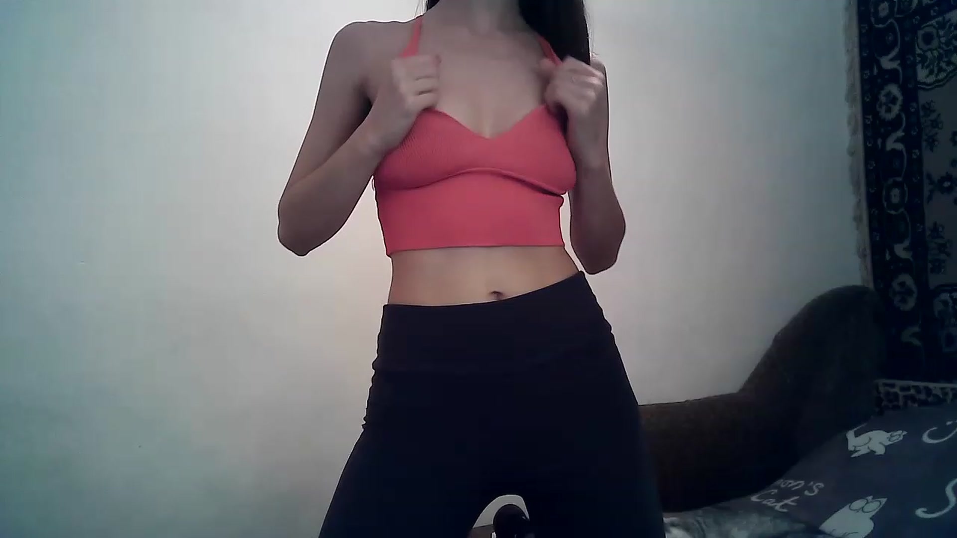 Gallery image thumbnail from LizzaW's myfreecams stream on, 03/02/2023, 18:30 image 13 of 20