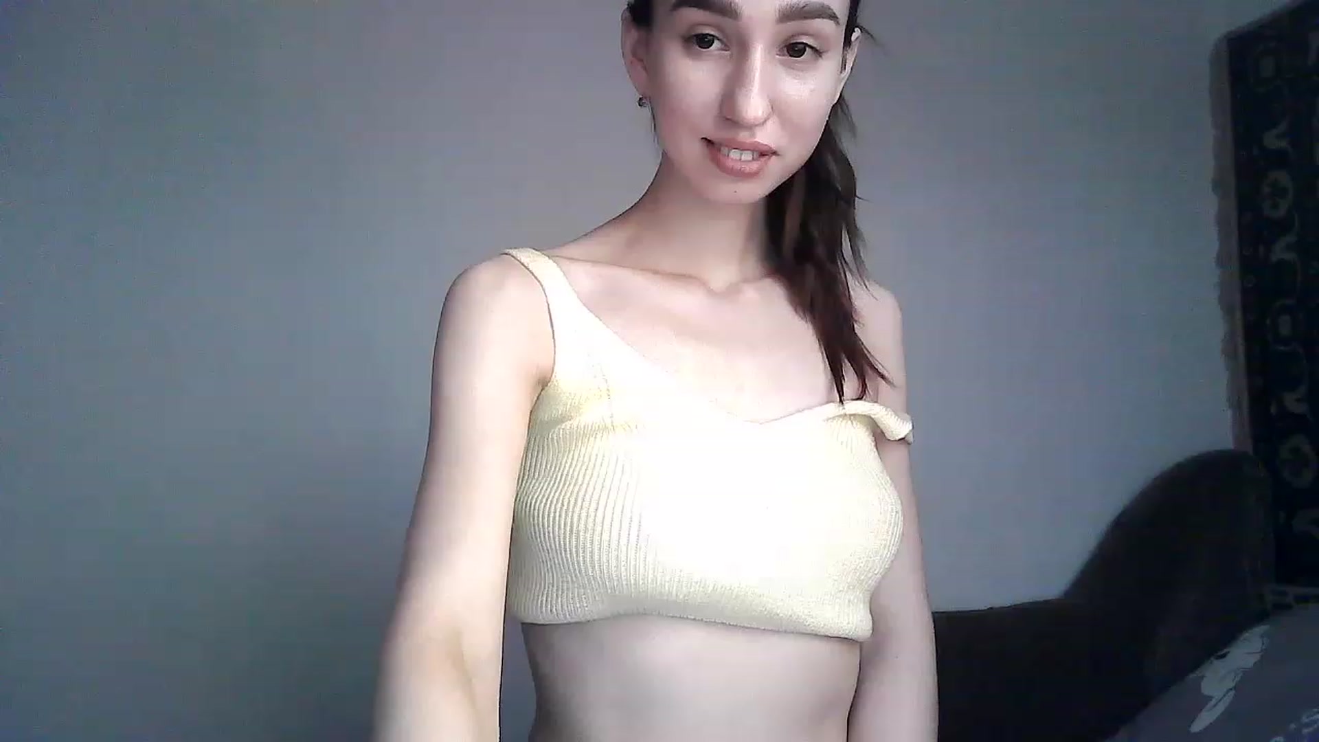 Gallery image thumbnail from LizzaW's myfreecams stream on, 03/07/2023, 14:39 image 3 of 20