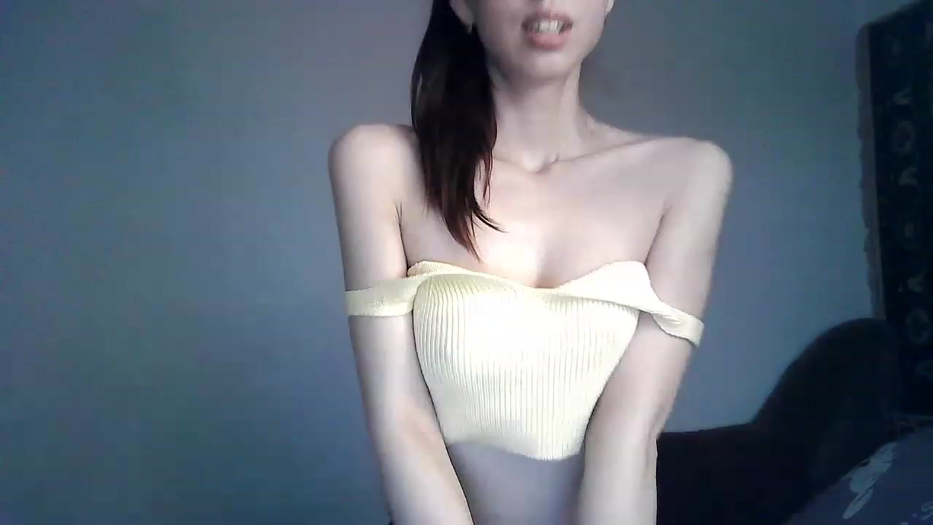 Gallery image thumbnail from LizzaW's myfreecams stream on, 03/07/2023, 14:39 image 10 of 20