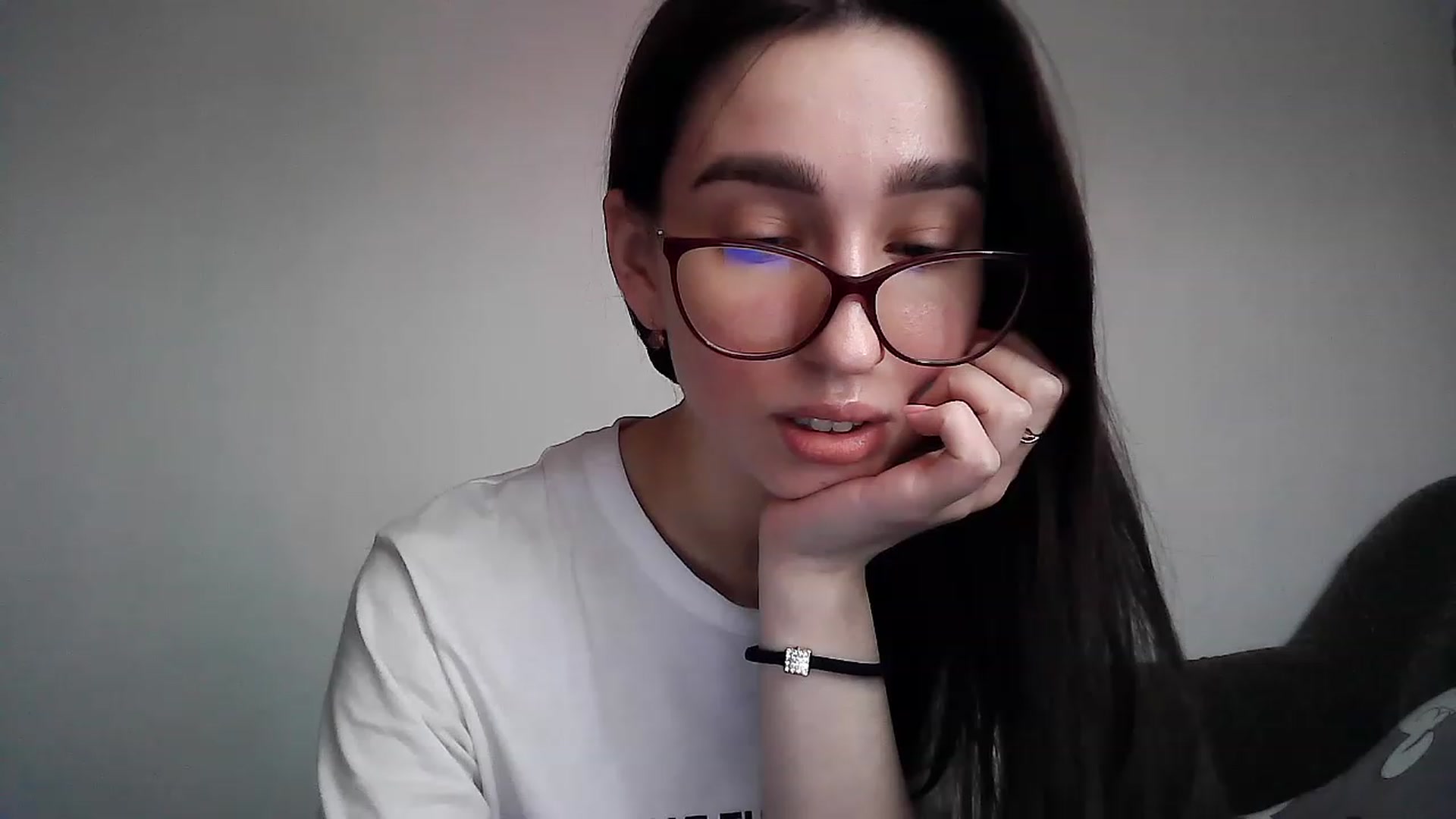 Gallery image thumbnail from LizzaW's myfreecams stream on, 03/23/2023, 15:00 image 20 of 20