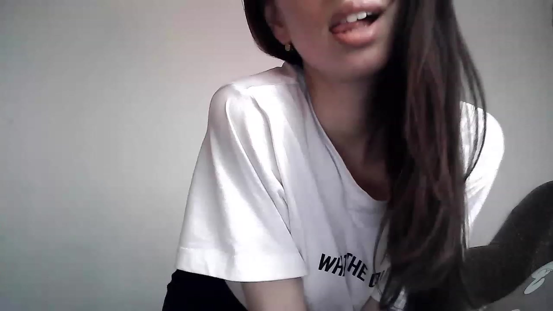 Gallery image thumbnail from LizzaW's myfreecams stream on, 03/23/2023, 15:00 image 13 of 20