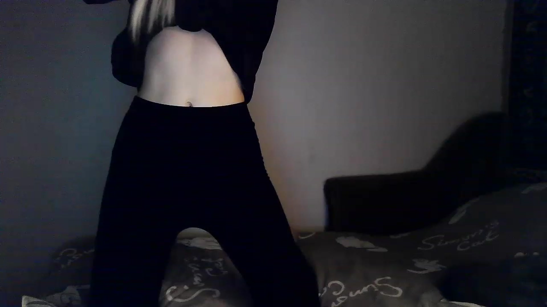 Gallery image thumbnail from LizzaW's myfreecams stream on, 03/31/2023, 19:53 image 2 of 20