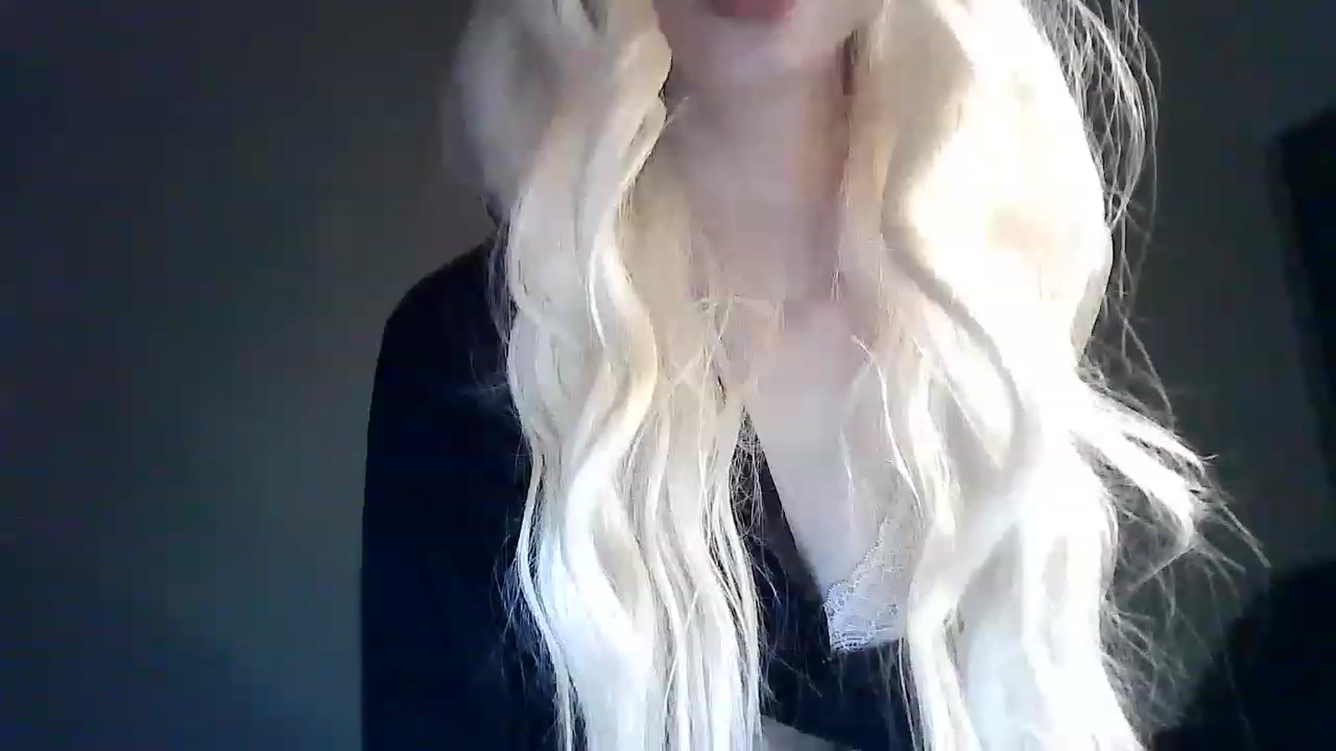 Gallery image thumbnail from LizzaW's myfreecams stream on, 03/31/2023, 19:53 image 5 of 20