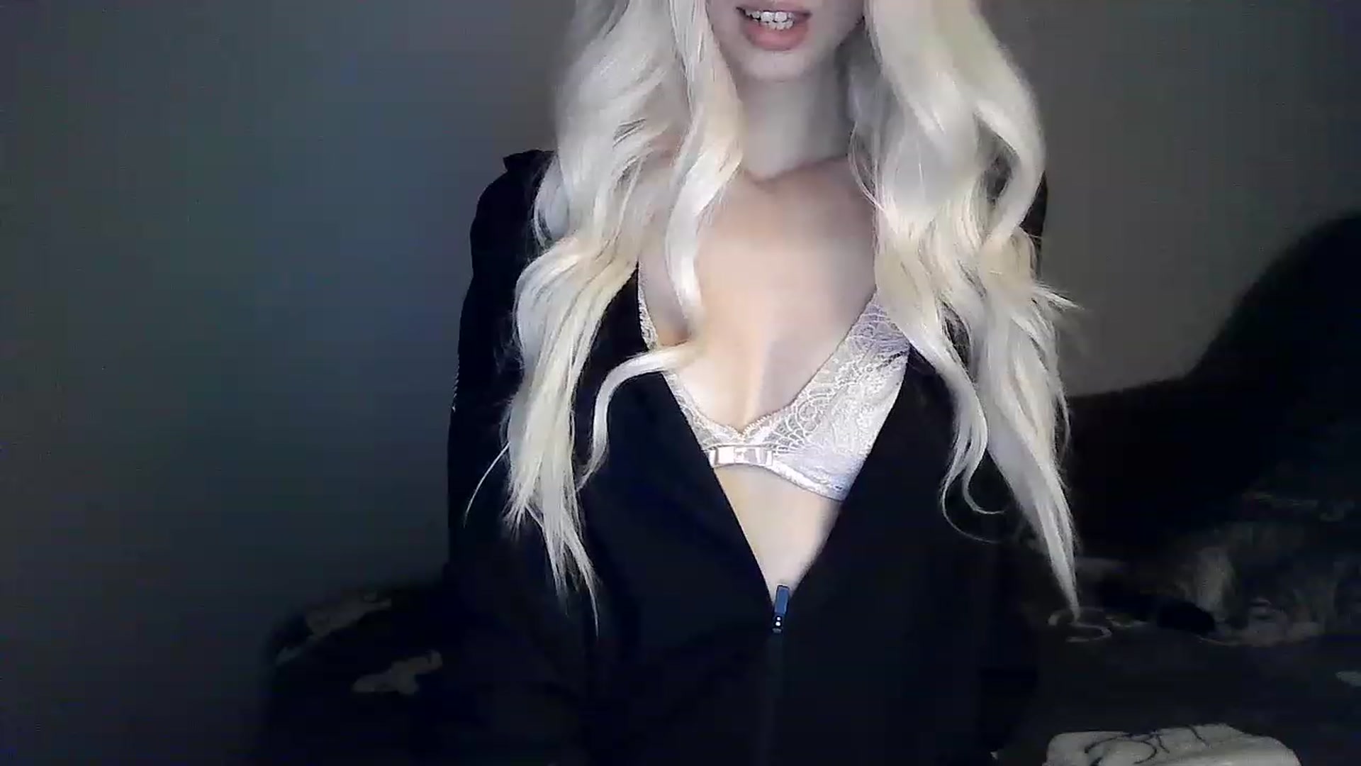 Gallery image thumbnail from LizzaW's myfreecams stream on, 04/06/2023, 17:22 image 20 of 20