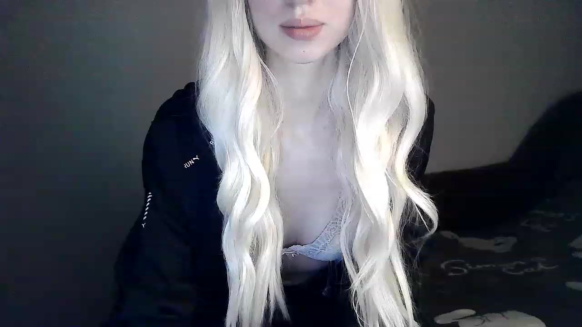 Gallery image thumbnail from LizzaW's myfreecams stream on, 04/06/2023, 19:02 image 13 of 20