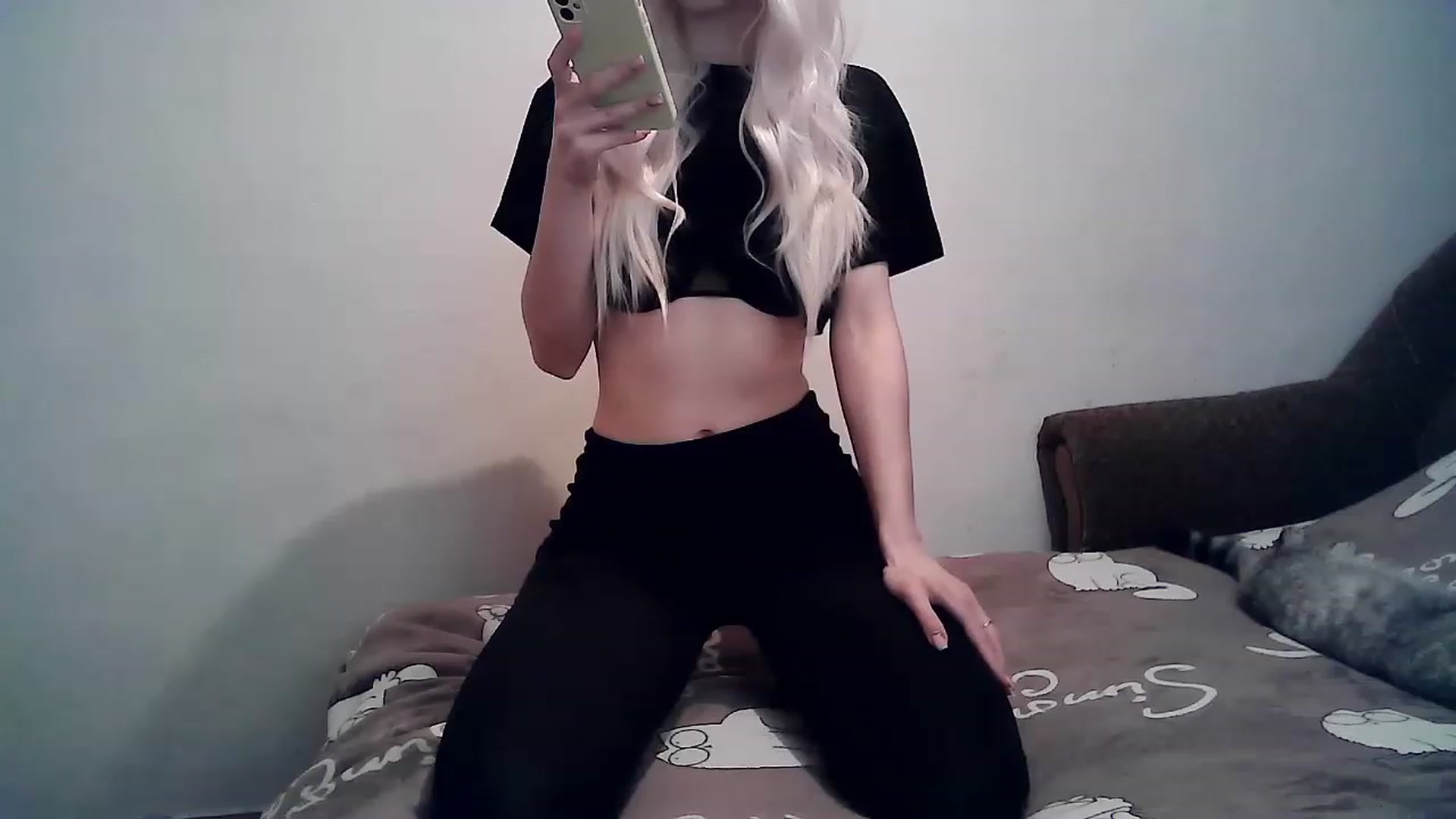 Gallery image thumbnail from LizzaW's myfreecams stream on, 04/12/2023, 15:23 image 2 of 20