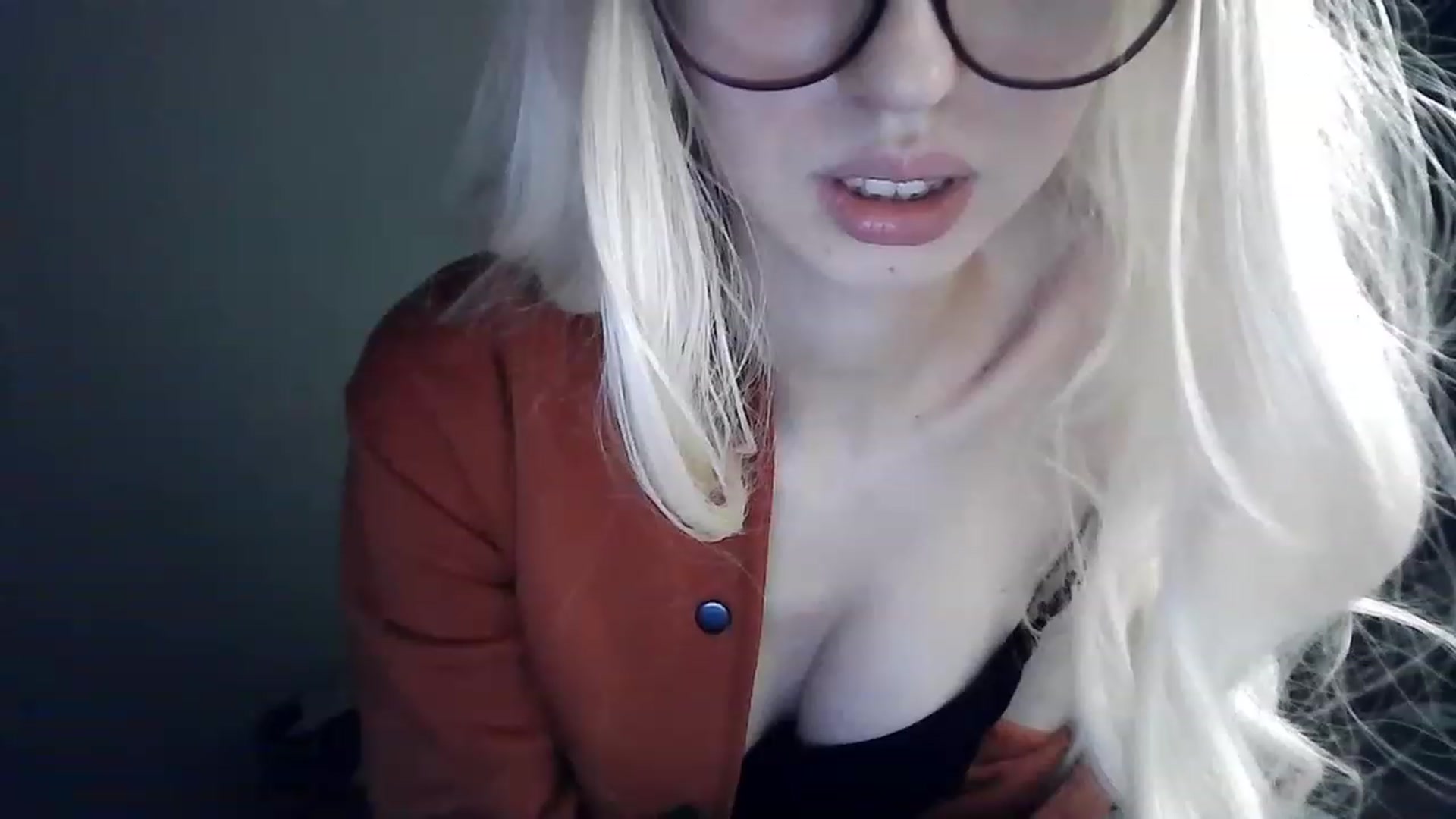 Gallery image thumbnail from LizzaW's myfreecams stream on, 04/14/2023, 17:31 image 8 of 20