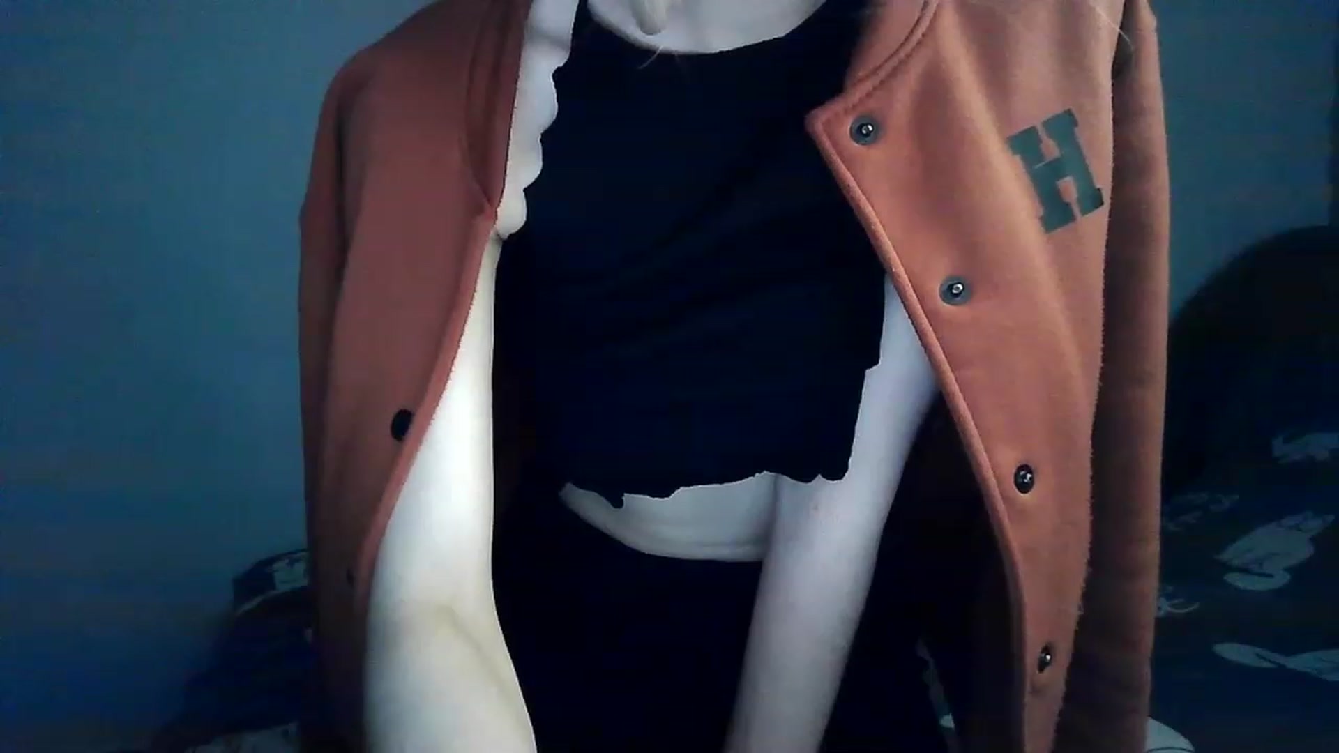 Gallery image thumbnail from LizzaW's myfreecams stream on, 04/26/2023, 16:56 image 9 of 20