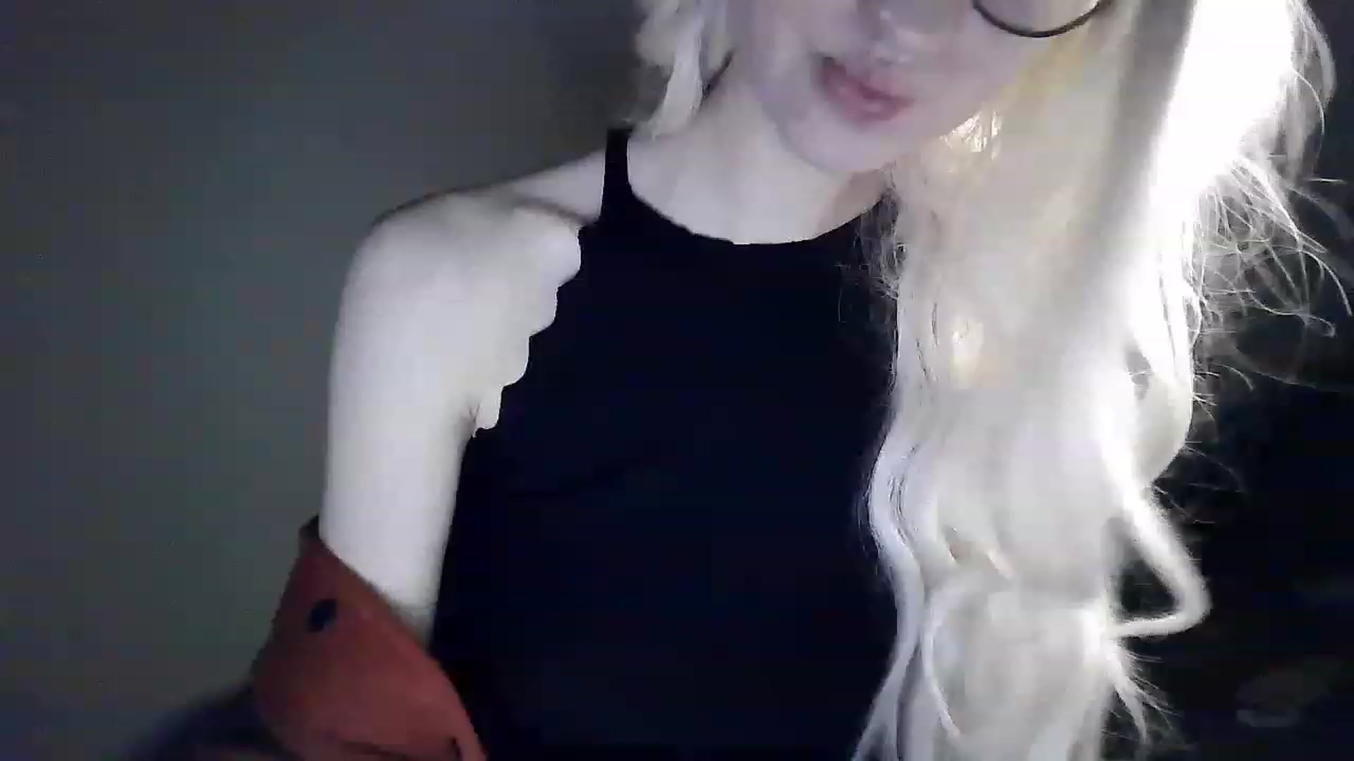Gallery image thumbnail from LizzaW's myfreecams stream on, 04/26/2023, 18:00 image 14 of 20